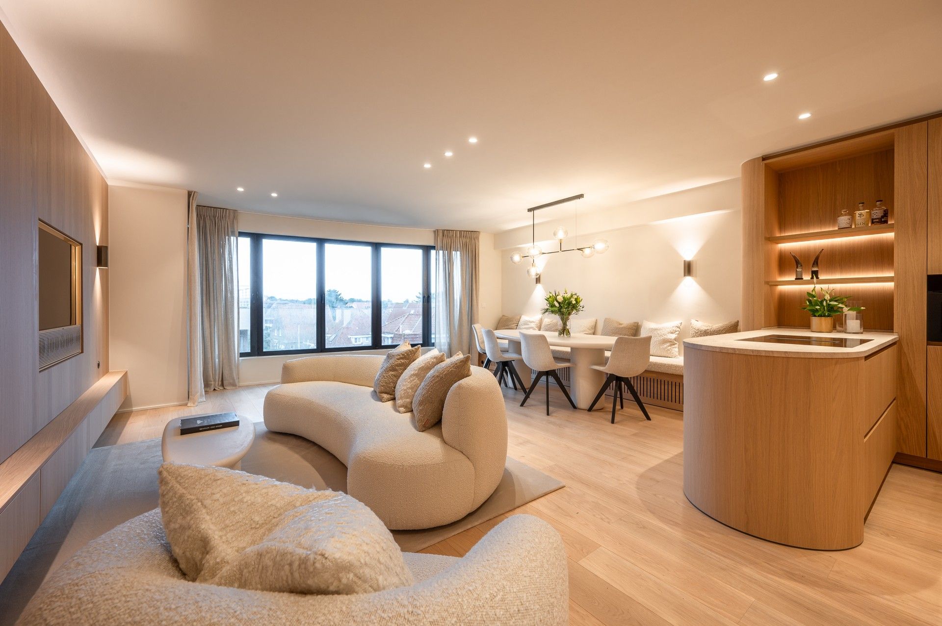 Rustig gelegen dakappartement in hartje Knokke foto {{pictureIndex}}