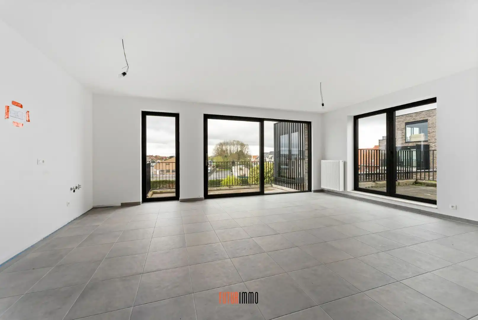 Ruim en lichtrijk 2-slpk appartement met dubbel terras foto 17