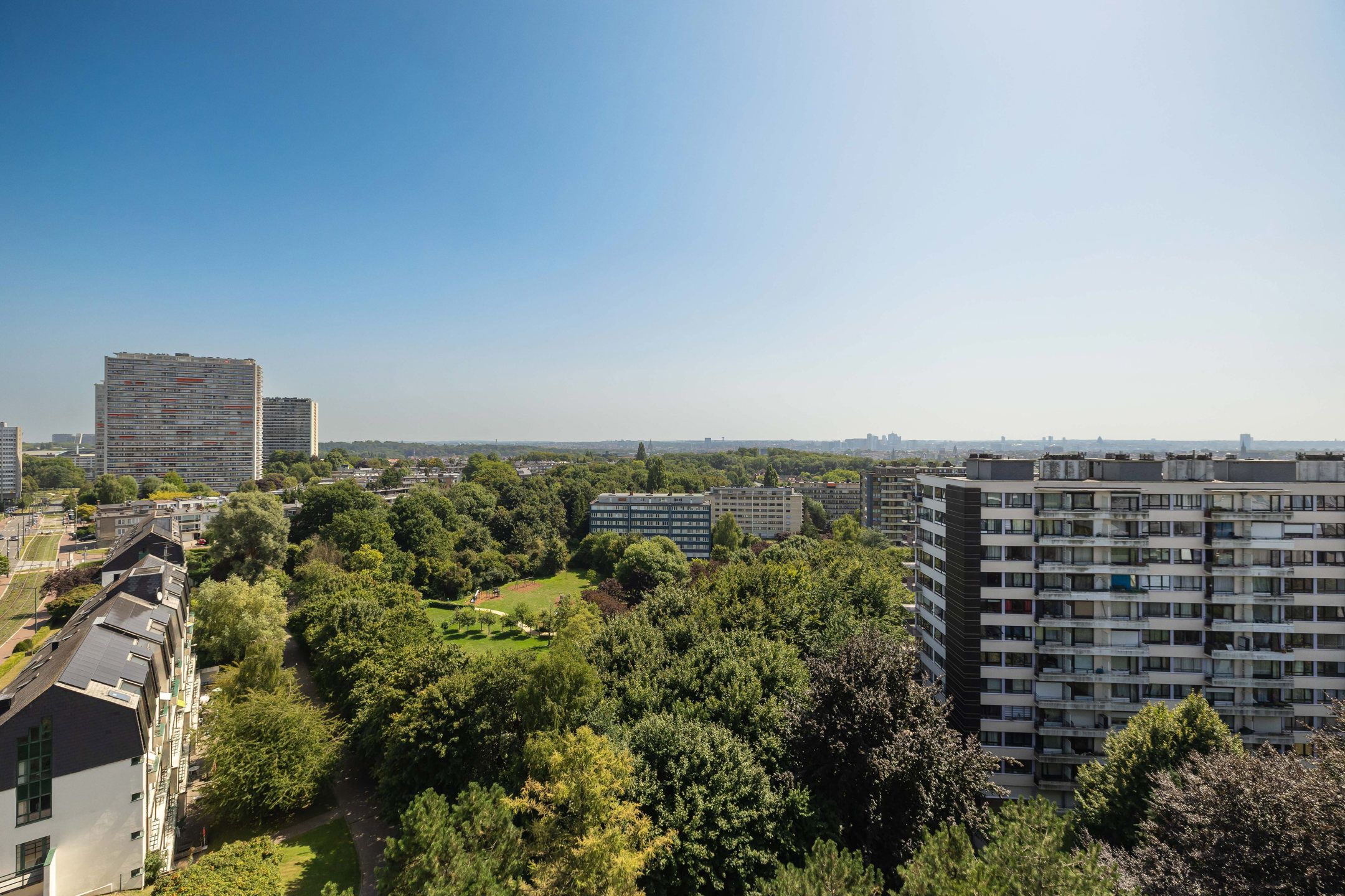 Appartement met 2 slaapkamers + P foto 8