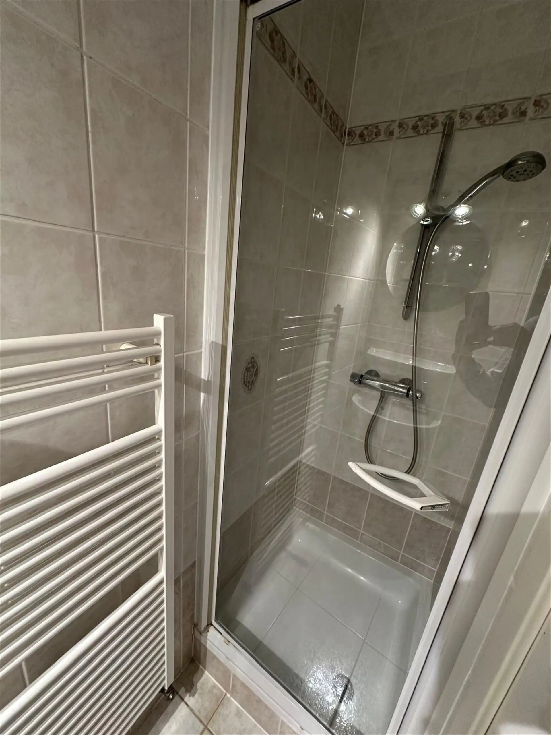 SUPER CENTRAAL GELEGEN WOONAPPARTEMENT MET 2 TERRASSEN foto 16