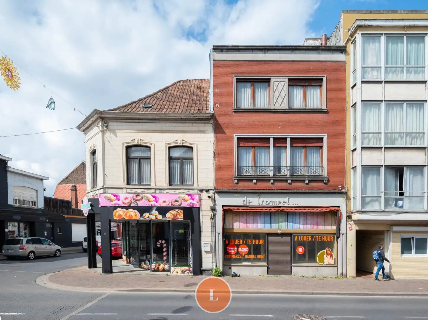 handelspand met woonst én garage foto {{pictureIndex}}