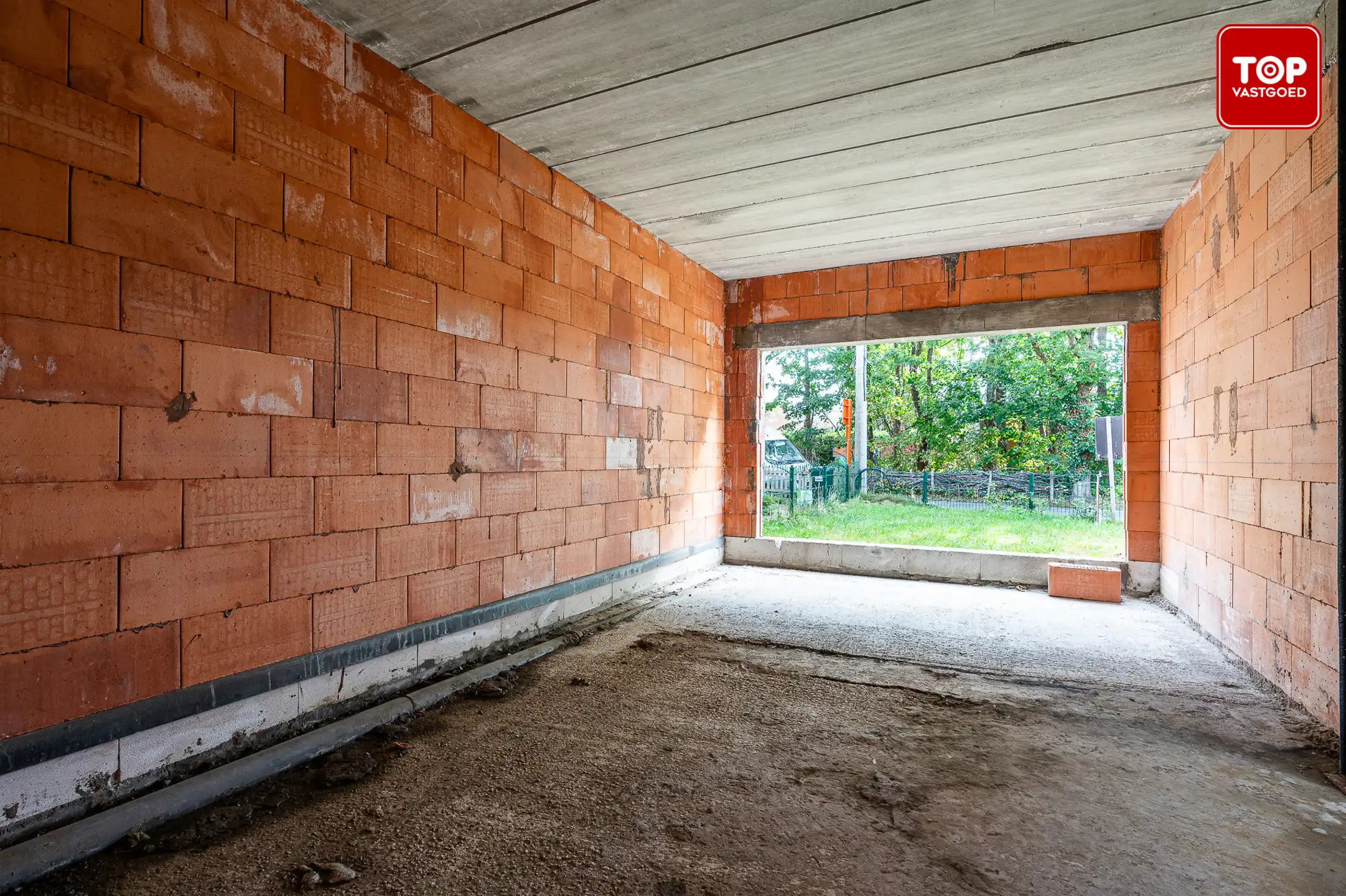 een beloftevolle woning in opbouw, volledig naar eigen smaak af te werken foto 6