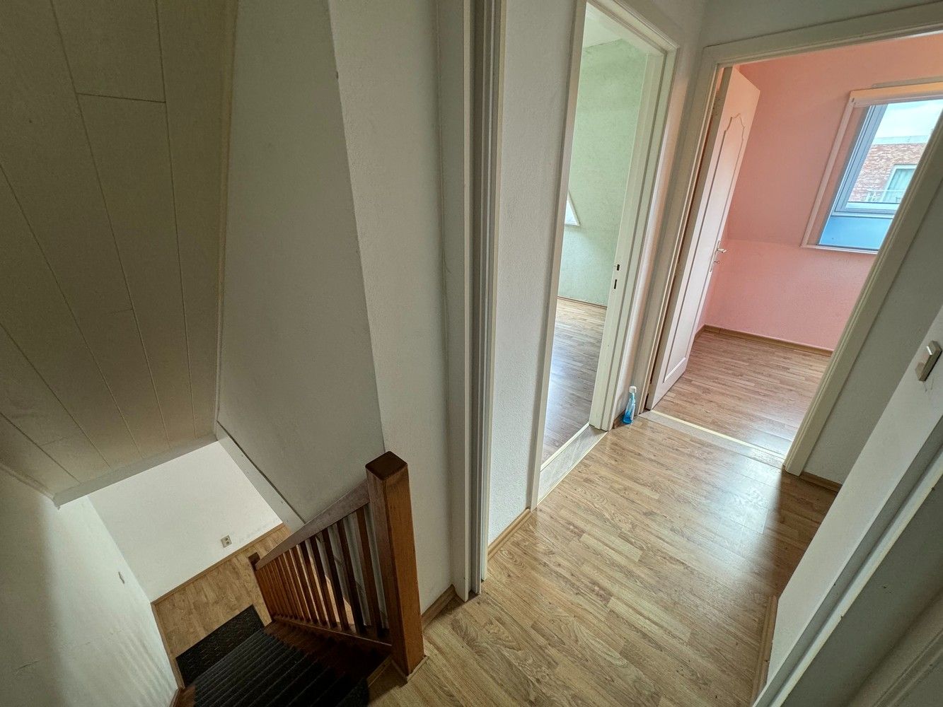 Duplexappartement te koop in hartje Lanaken – een unieke kans! foto 8