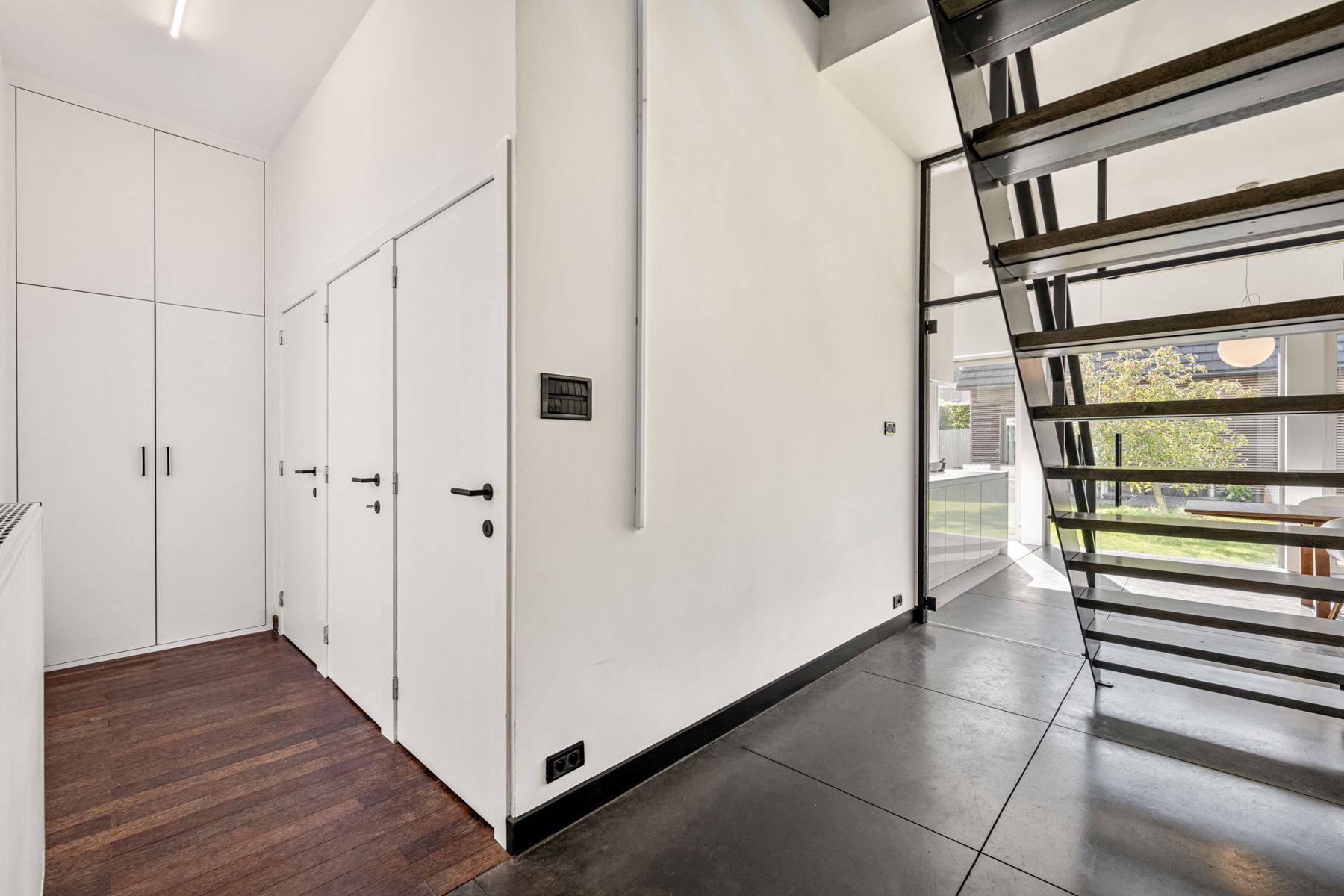 Luxueuze en ruime woning met polyvalent bijgebouw foto 4