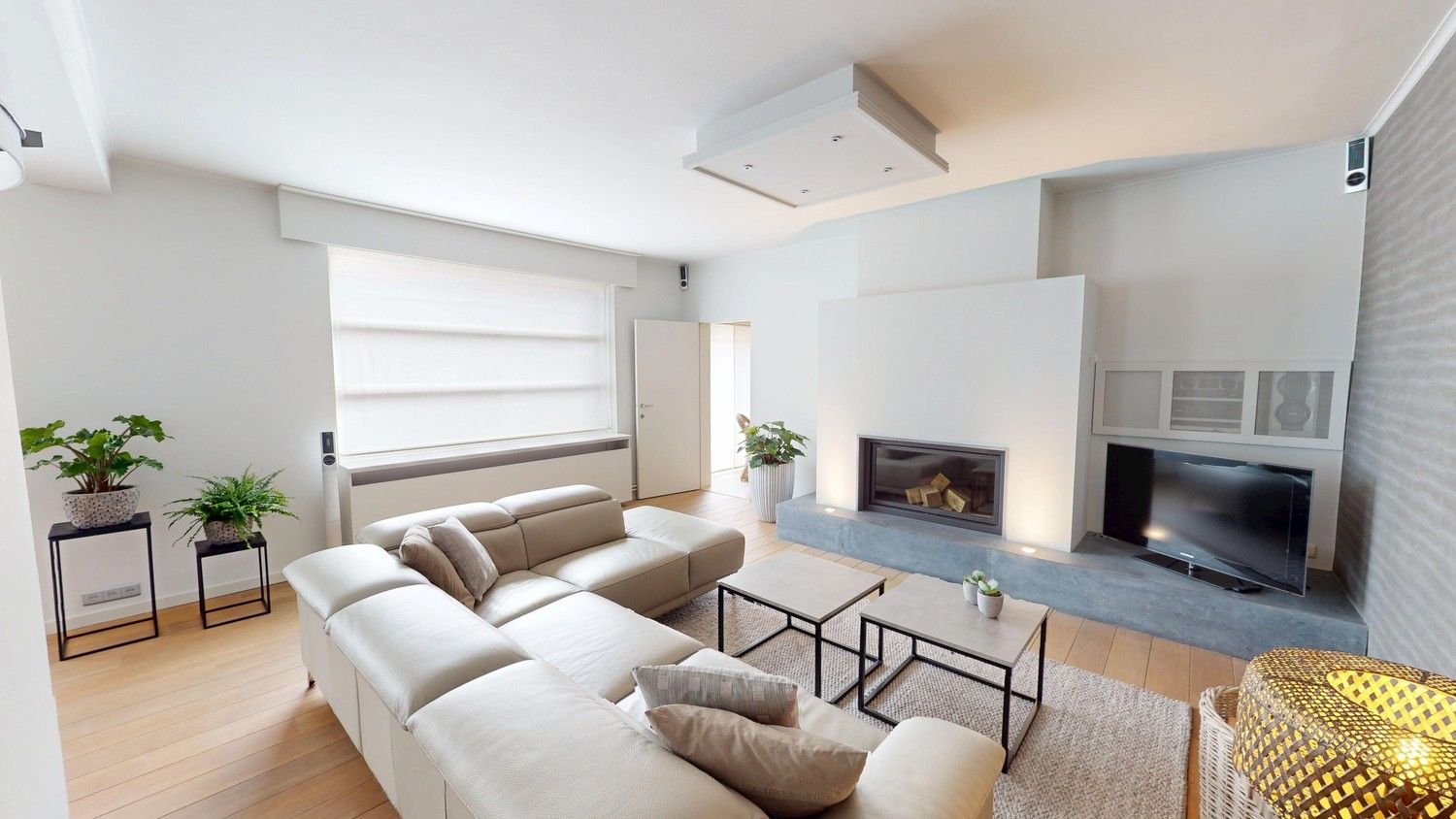 Zeer ruime woning met 4 slaapkamers te koop! foto 6