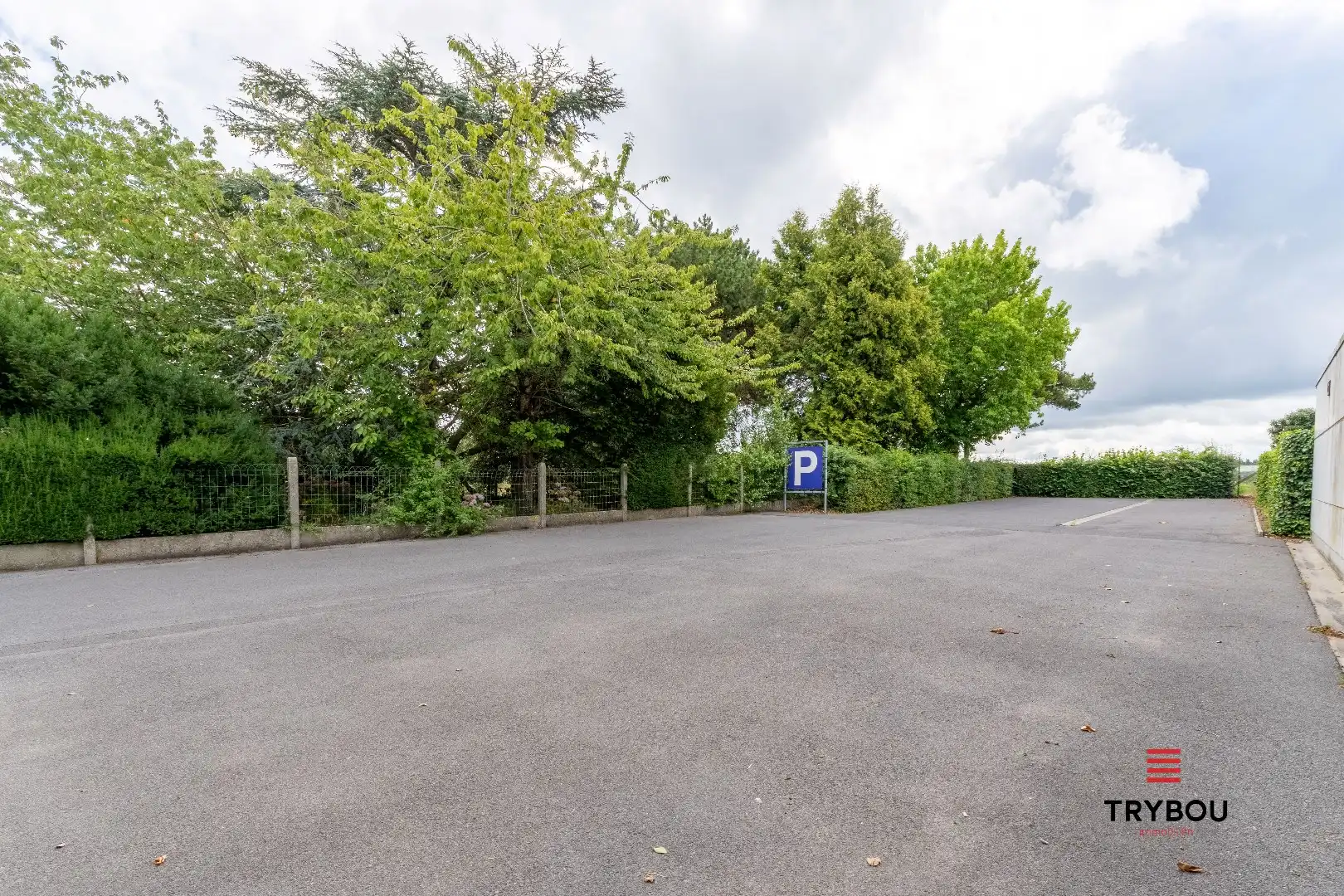 Te koop handelszaak + woning  foto 2