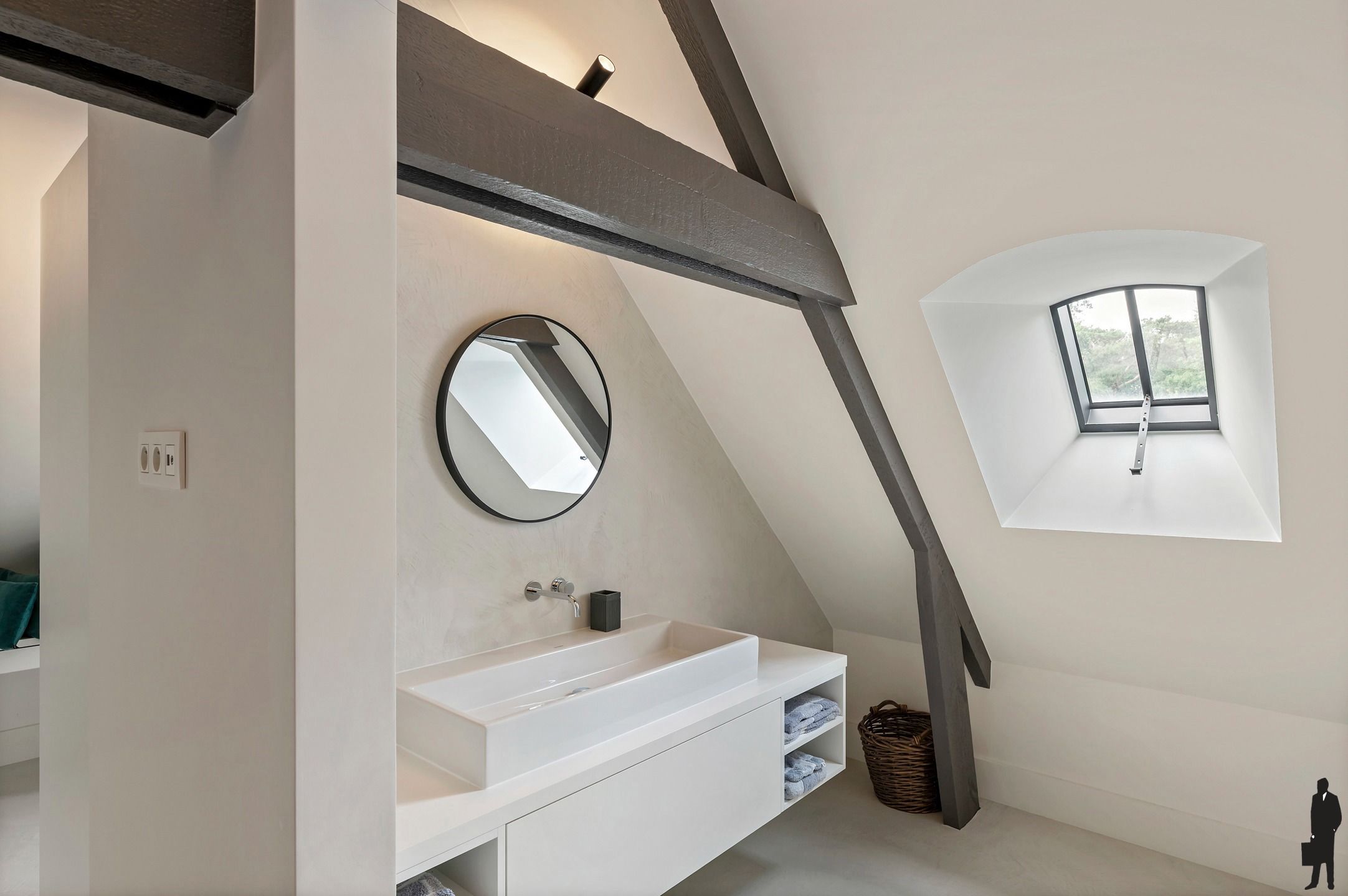 Exclusieve villa met zwembad en bijgebouw op 6.457 m² foto 34