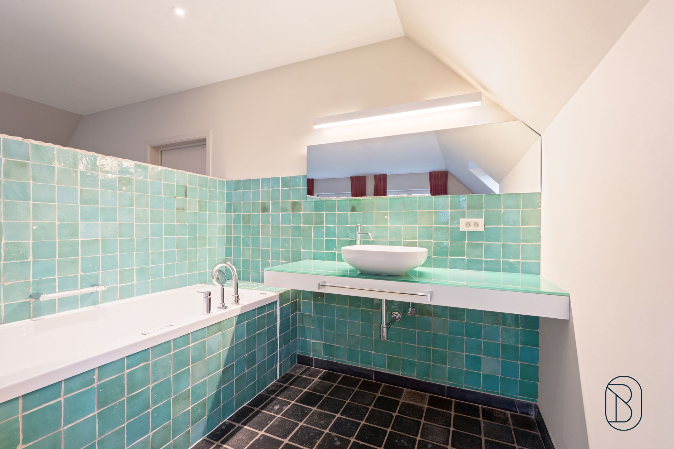 Prachtige hoevewoning met loods en bouwgrond op 2,7 hectare foto 31