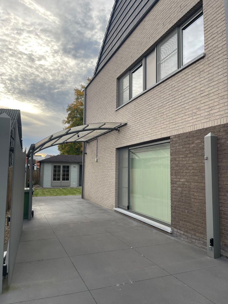 Moderne halfopen bebouwing met 3 slpks en tuin in Moerzeke foto 19