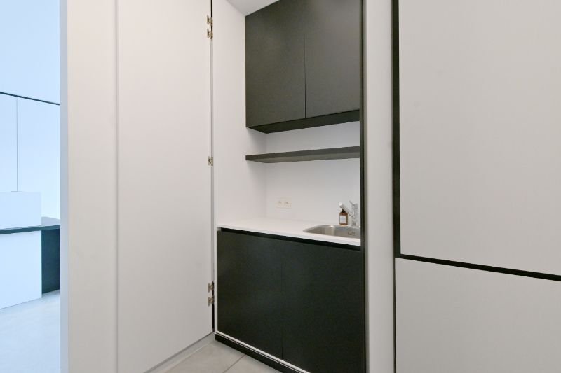 Modern ingerichte kantoorruimte foto 13