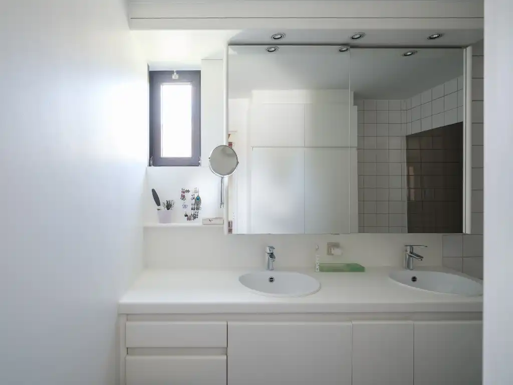 Halfopen bebouwing op een zuidgericht perceel, gelegen nabij station Gent-Sint-Pieters. foto 17