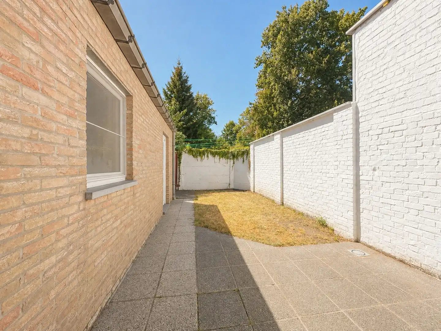 Rijwoning met 3 slaapkamers en tuintje vlakbij centrum Zomergem foto 10
