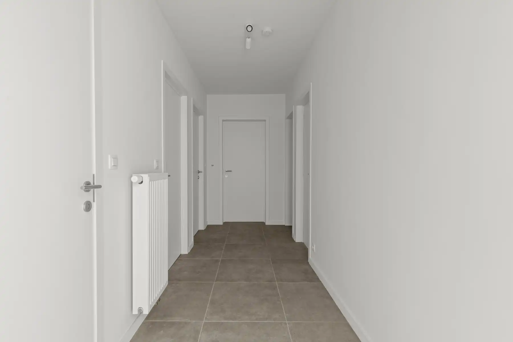 Volledig gerenoveerd appartement met dubbele garage in Ronse foto 10