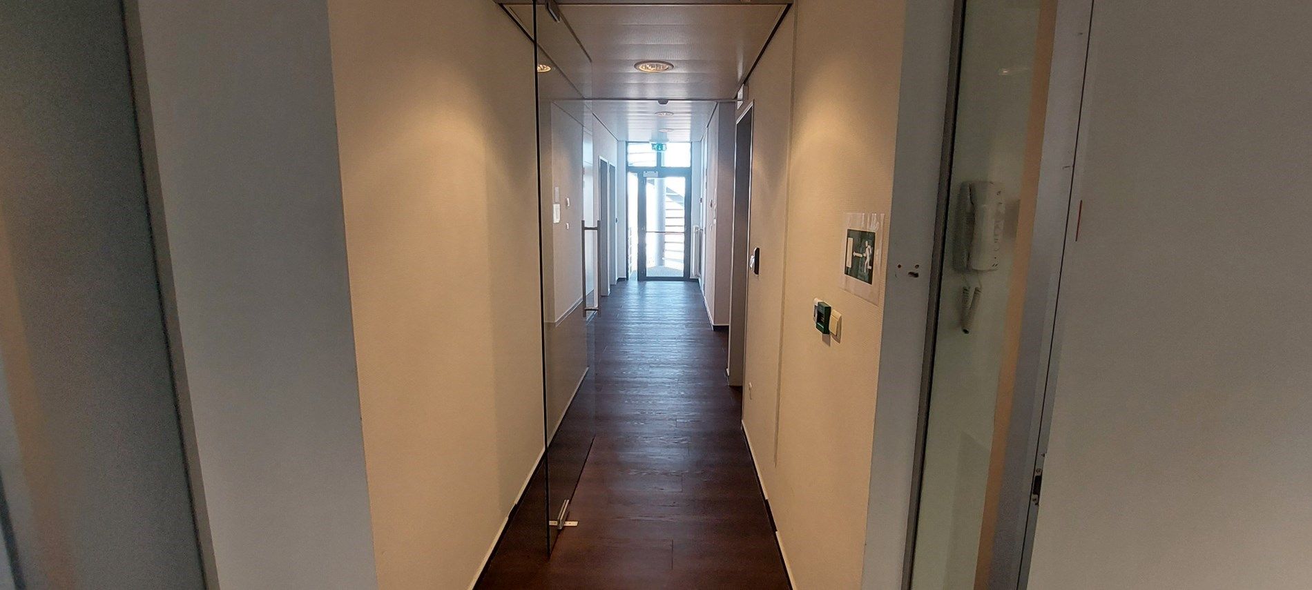 Kantoorruimte, 170 m², parking, TOP-zichtlocatie foto 14