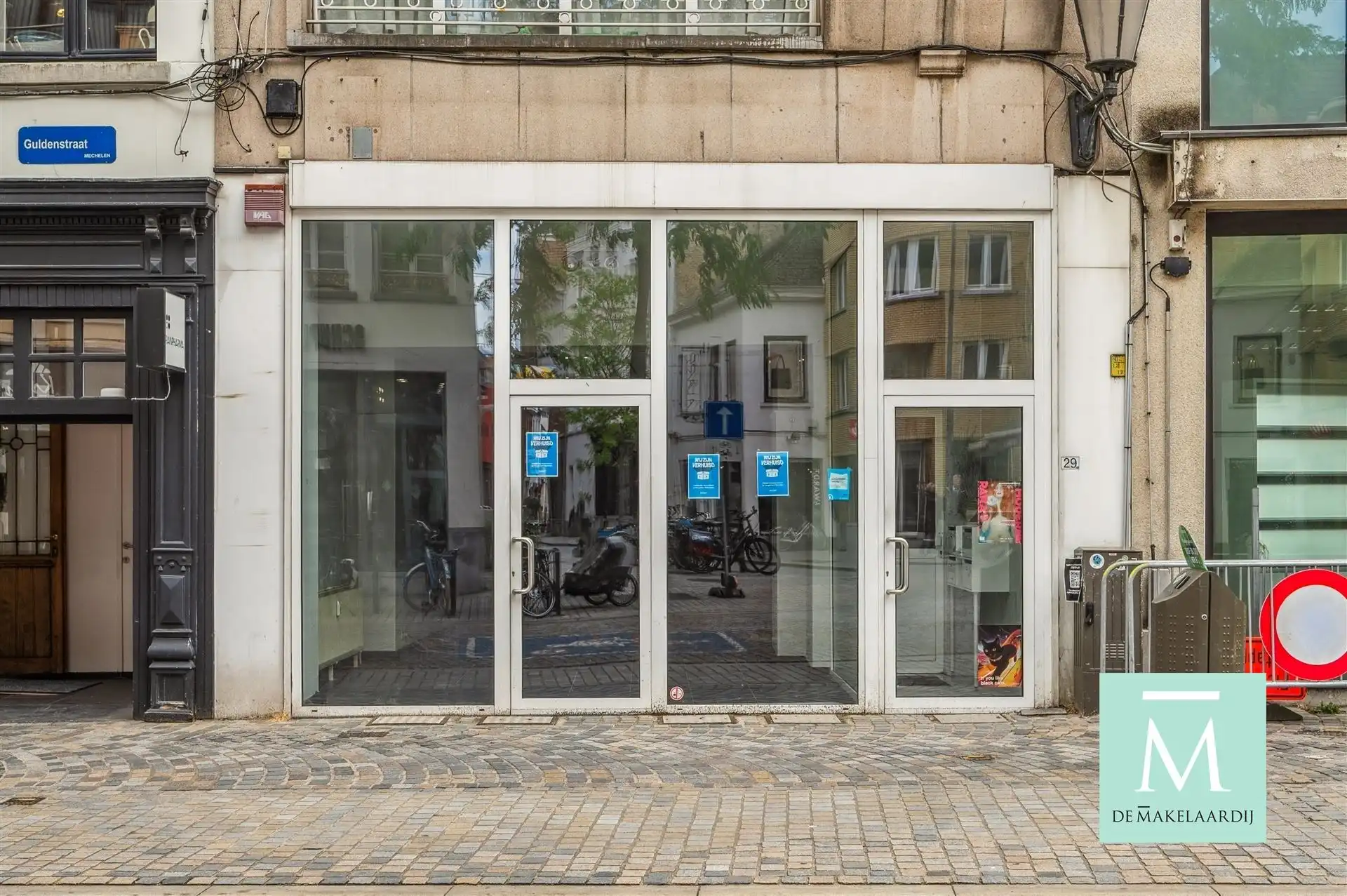 Kantoor/Winkel  te huur gelegen in het hartje van Mechelen foto 2