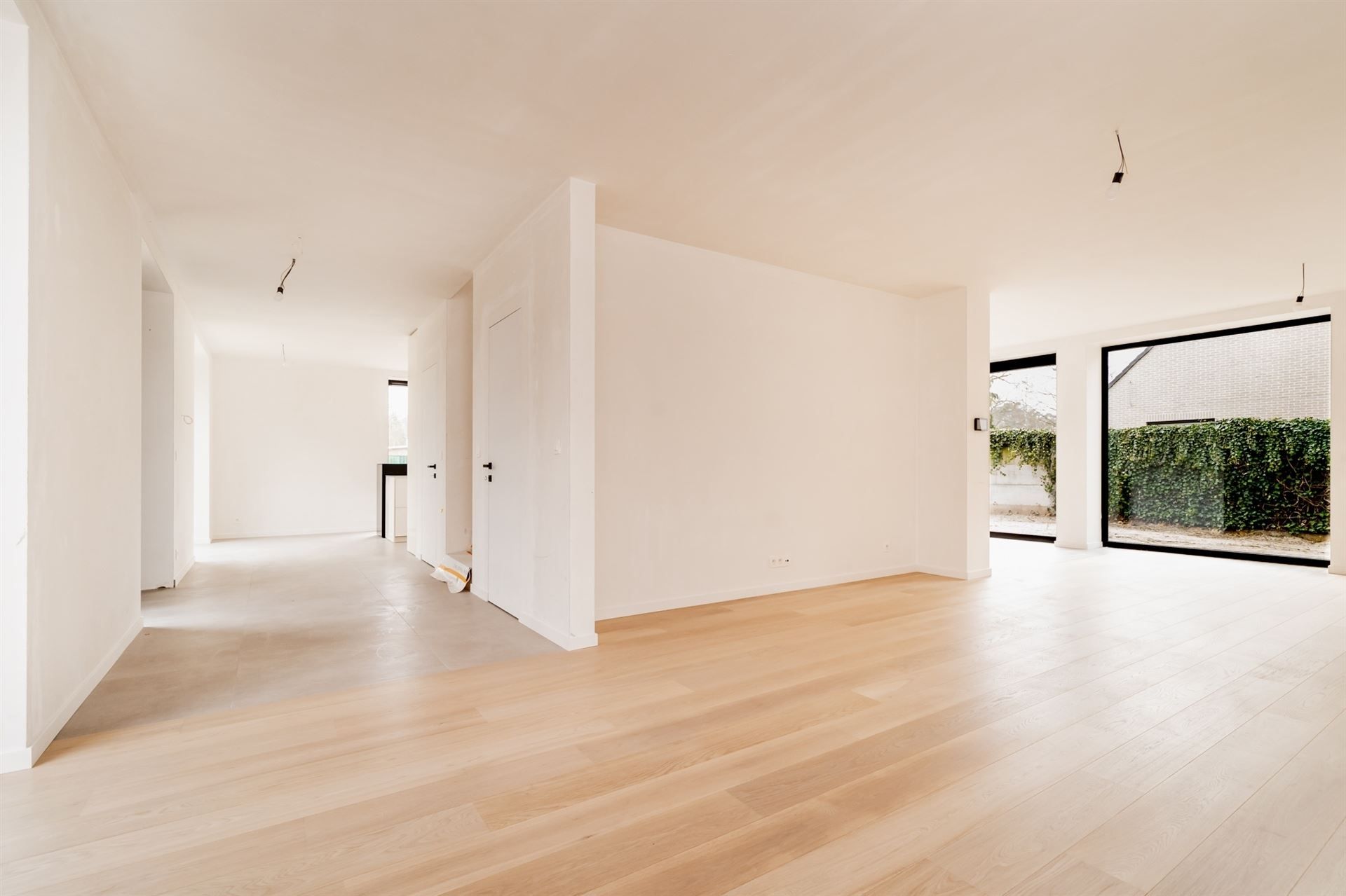 Luxe nieuwbouwvilla, innovatief design - enkel registratie foto 6