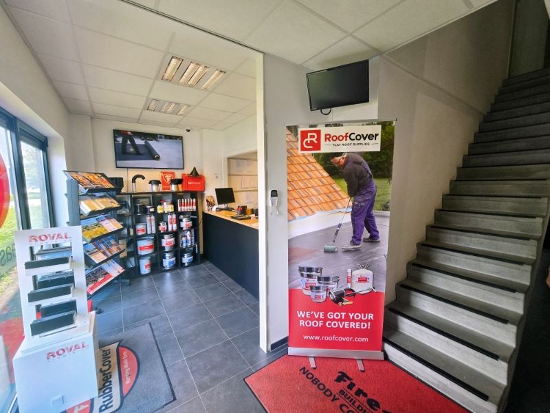Magazijn te huur foto 8