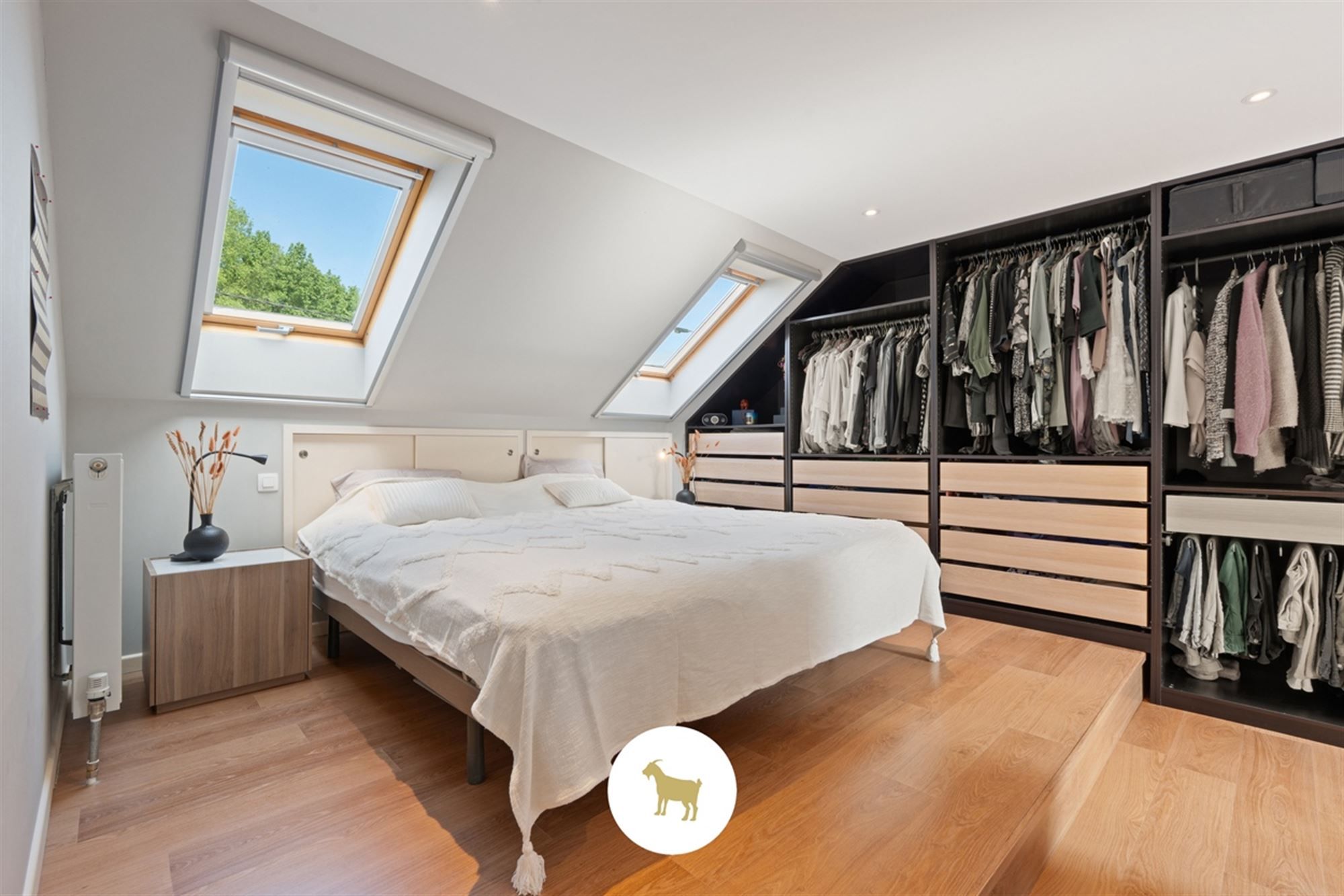 Ruime, INSTAPKLARE OPEN BEBOUWING met 3 SLAAPKAMERS, BUREAU en losstaande GARAGE op een PERCEEL van 1.180m² foto 28