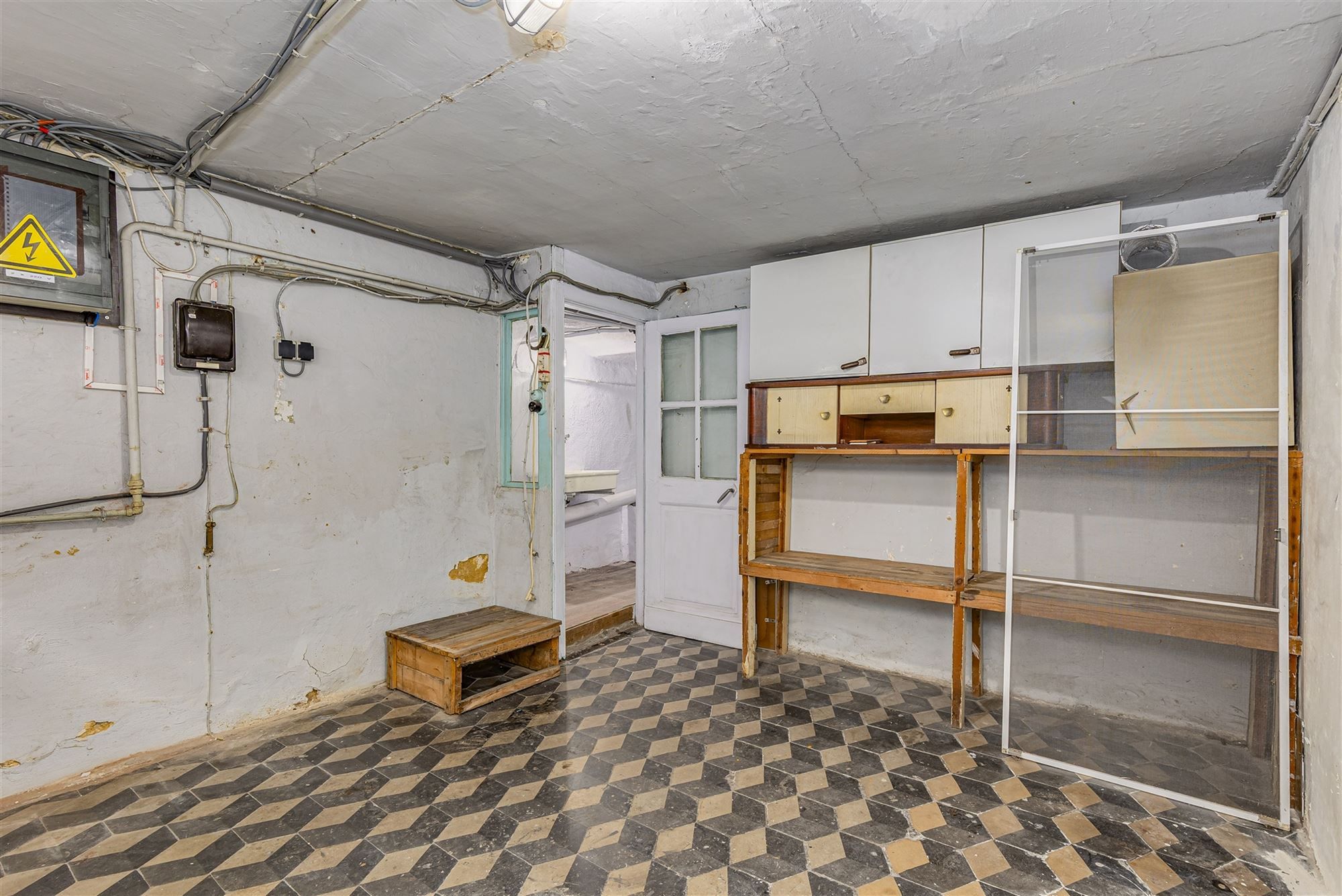 Charmante woning met enorm potentieel in hartje Berchem foto 18