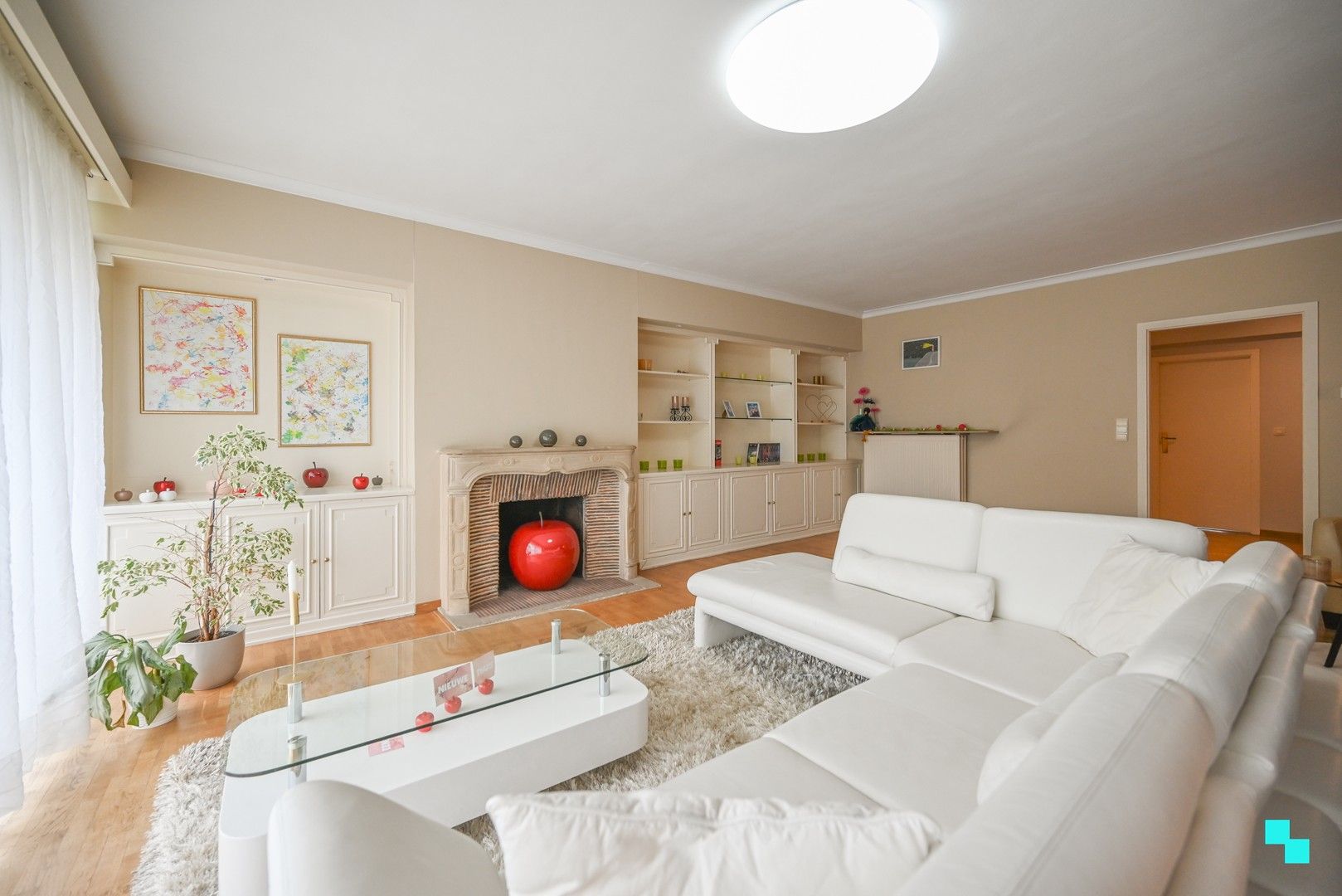 Ruim en praktisch appartement in residentiële laan in Kortrijk! foto 6