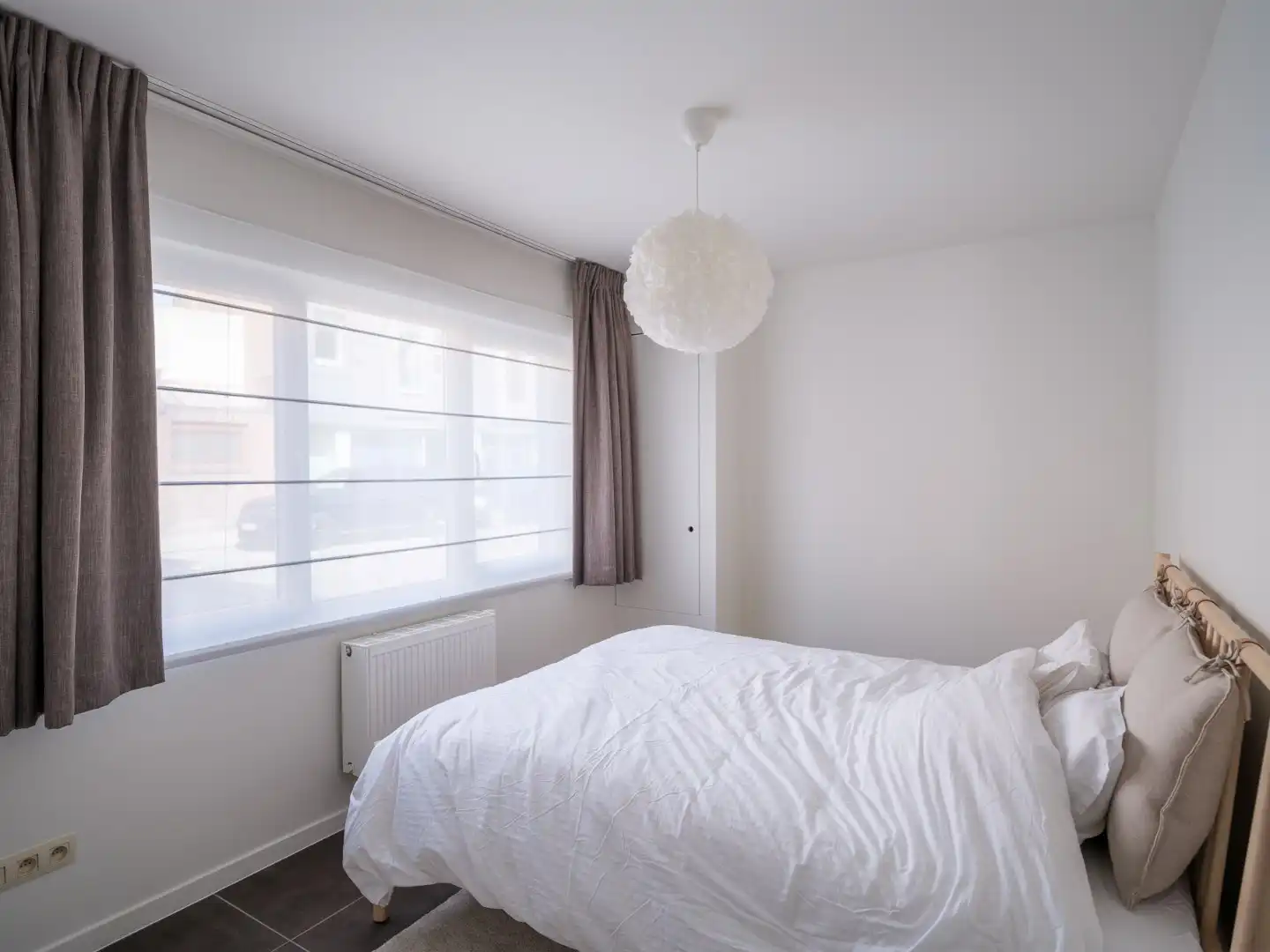 Gelijkvloers 3 slaapkamer appartement met leuk terras foto 12