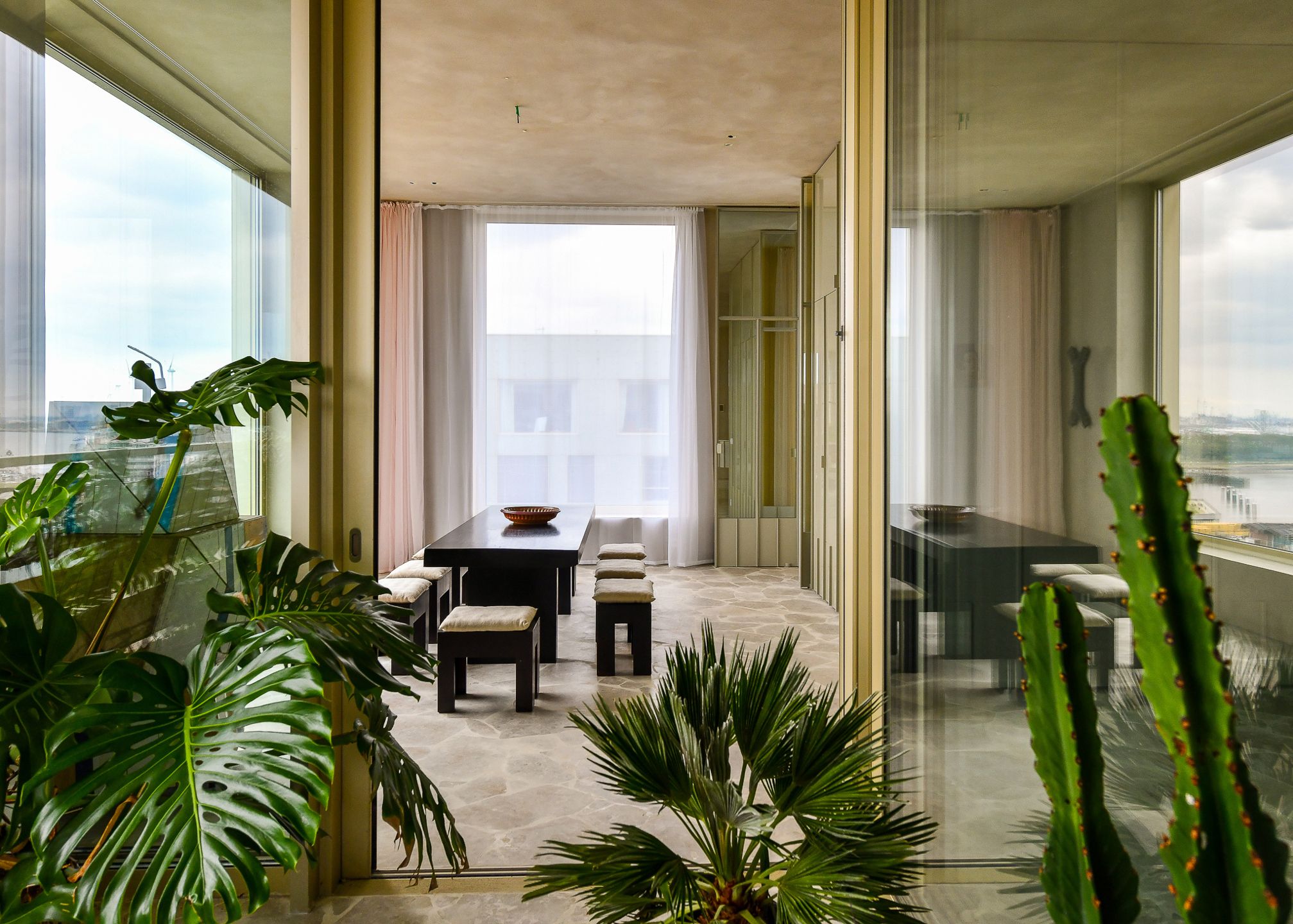 ANTWERPEN - 360° zichten in unieke architectuur foto {{pictureIndex}}