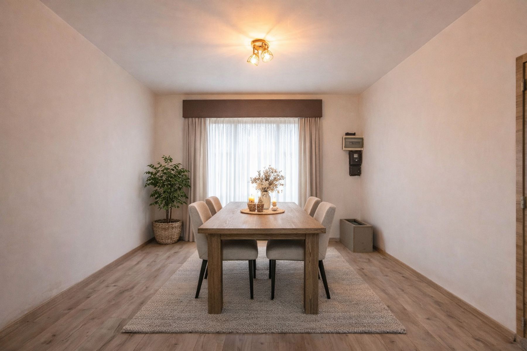 Goed gelegen halfopen bebouwing te Burst foto 3