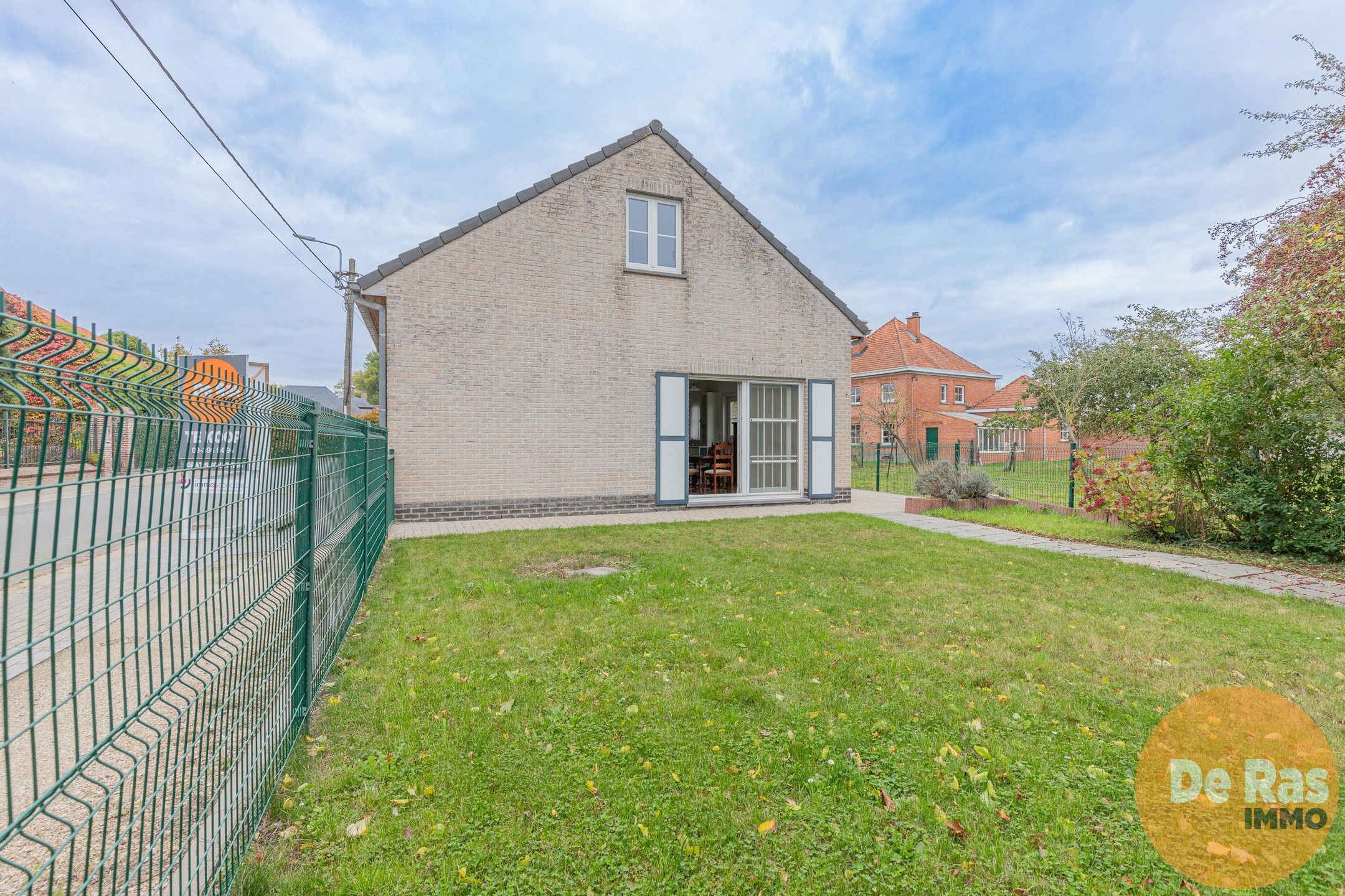 WICHELEN - Goed onderhouden woning op goede locatie met tuin foto 22