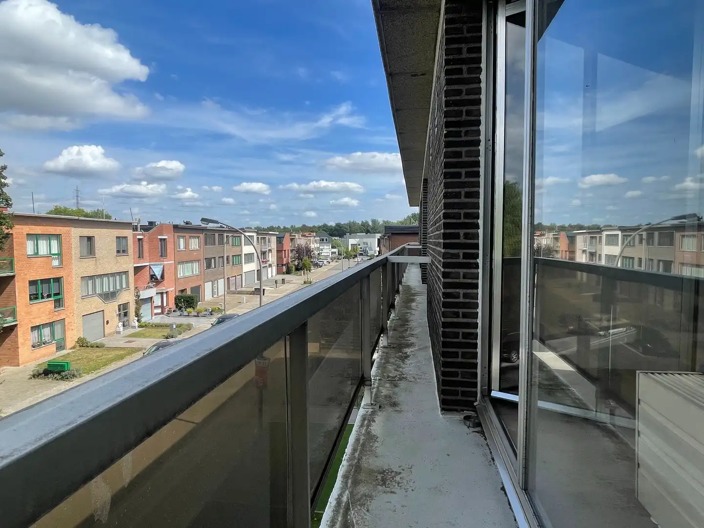 Mooi 2 slaapkamer appartement met autostaanplaats foto 12