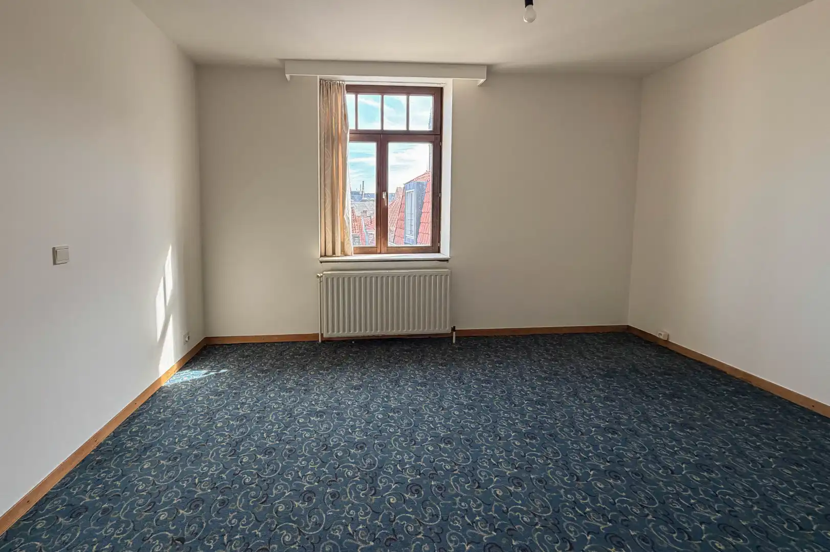 centraal gelegen appartement met prachtig zicht op de Halletoren foto 13