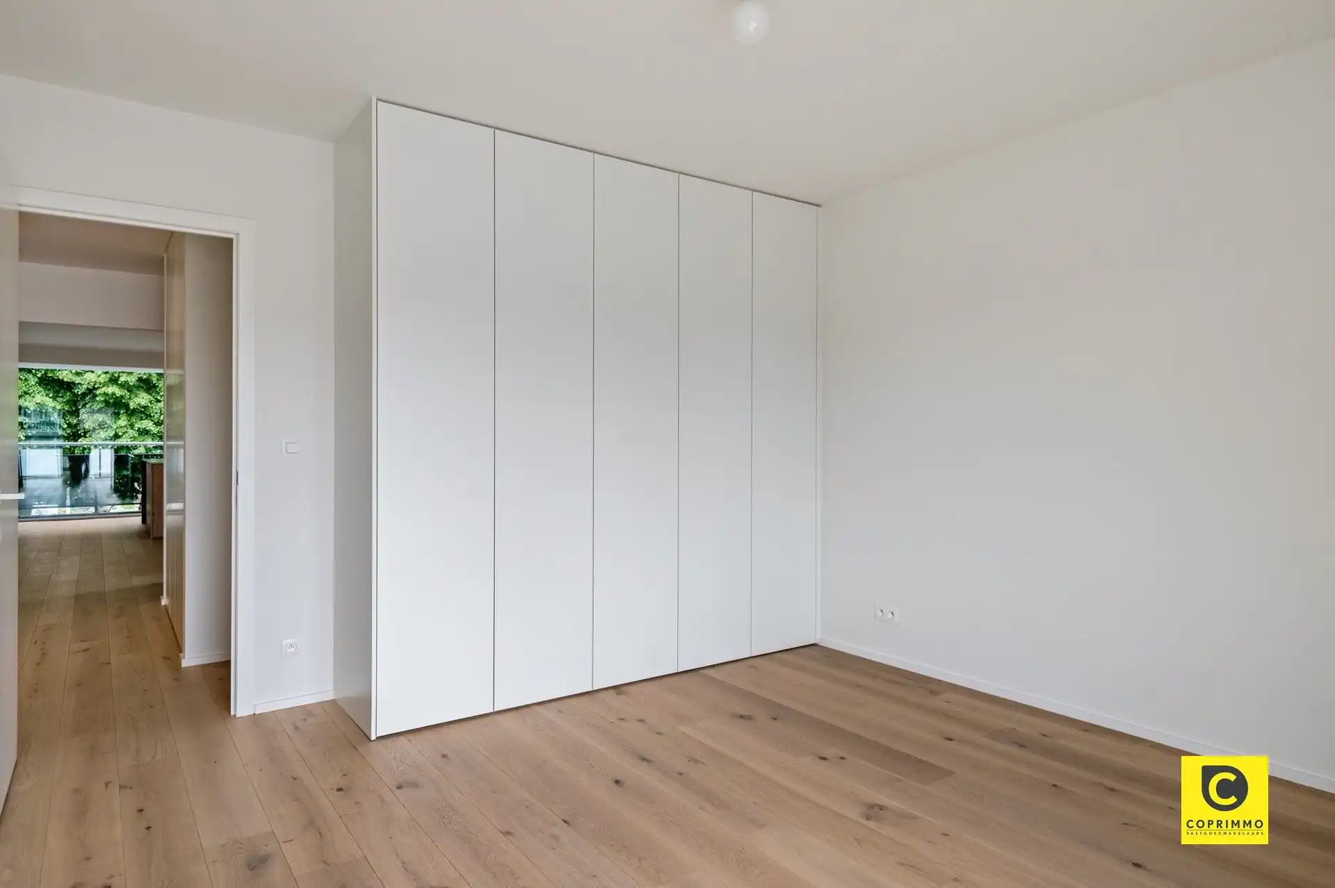 High-end gerenoveerd hoekapp met 2 slpks & 2 terrassen! foto 9
