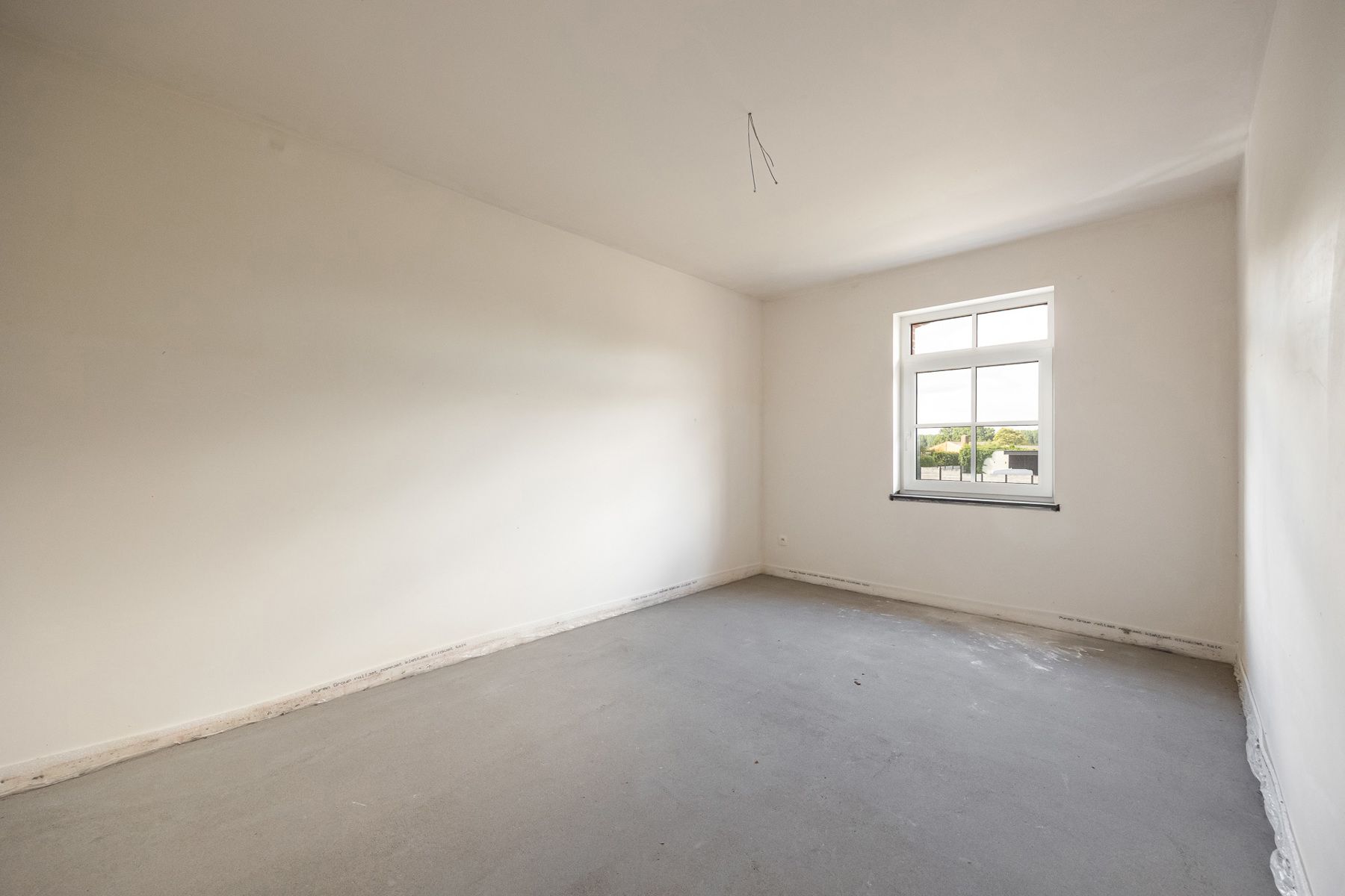 Ruime gezinswoning (ca 245 m²) met 3 slaapkamers op perceel van ca. 330 m². foto 13