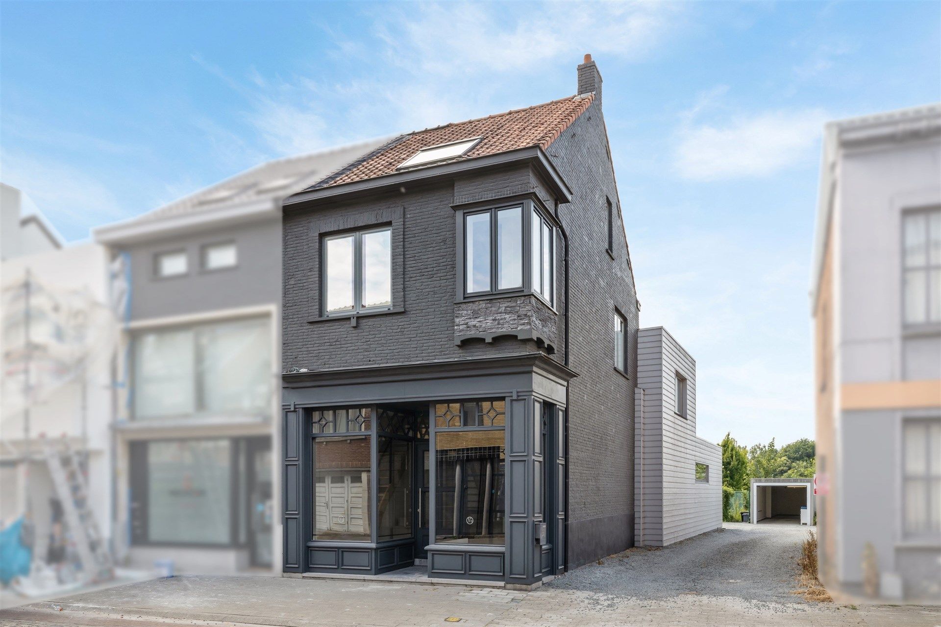 Hoofdfoto van de publicatie: Unieke woning in lofstijl met 3 slaapkamers en dubbele garage