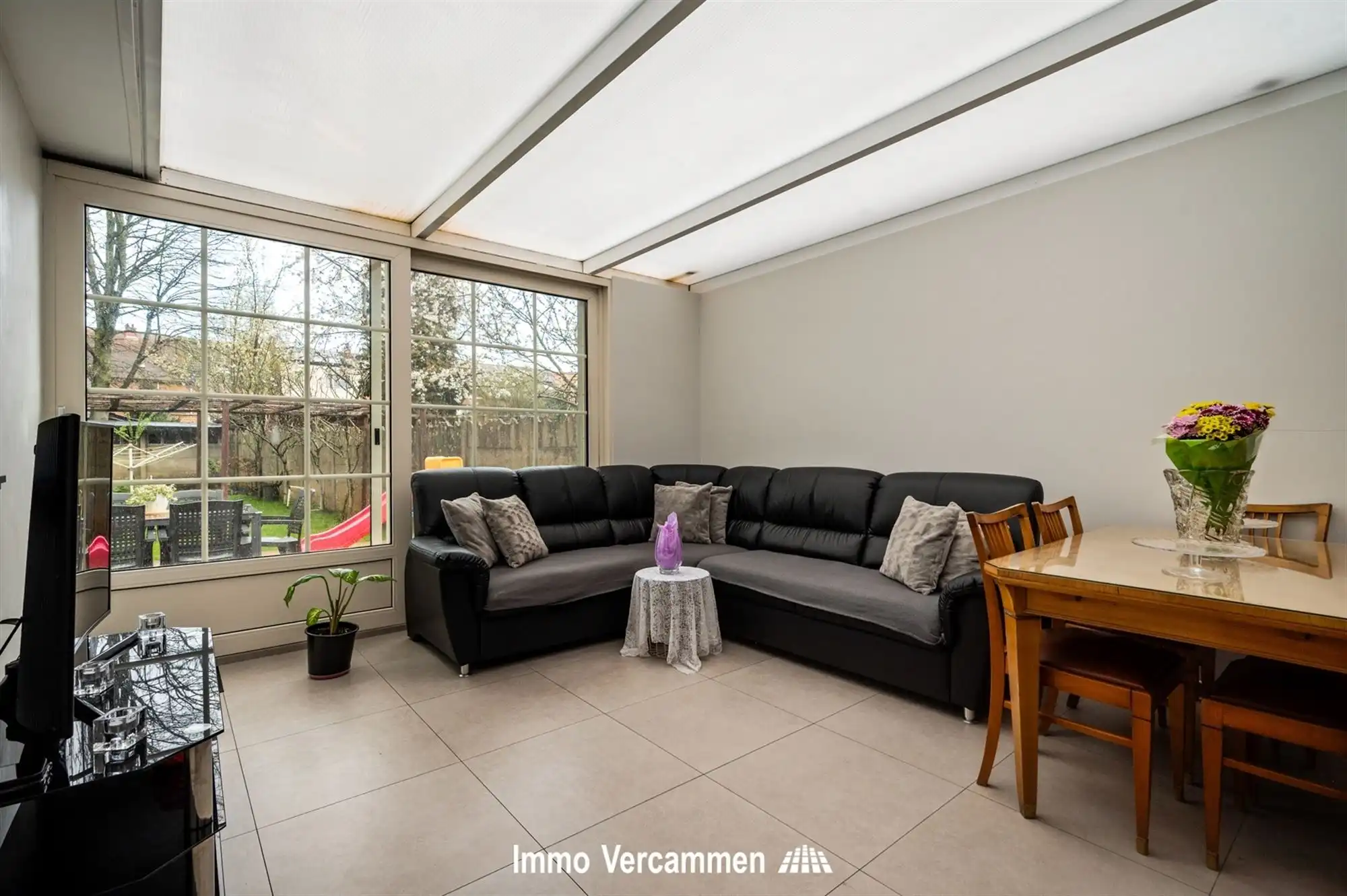 Instapklare woning met 4 SLPK te Mechelen foto 8