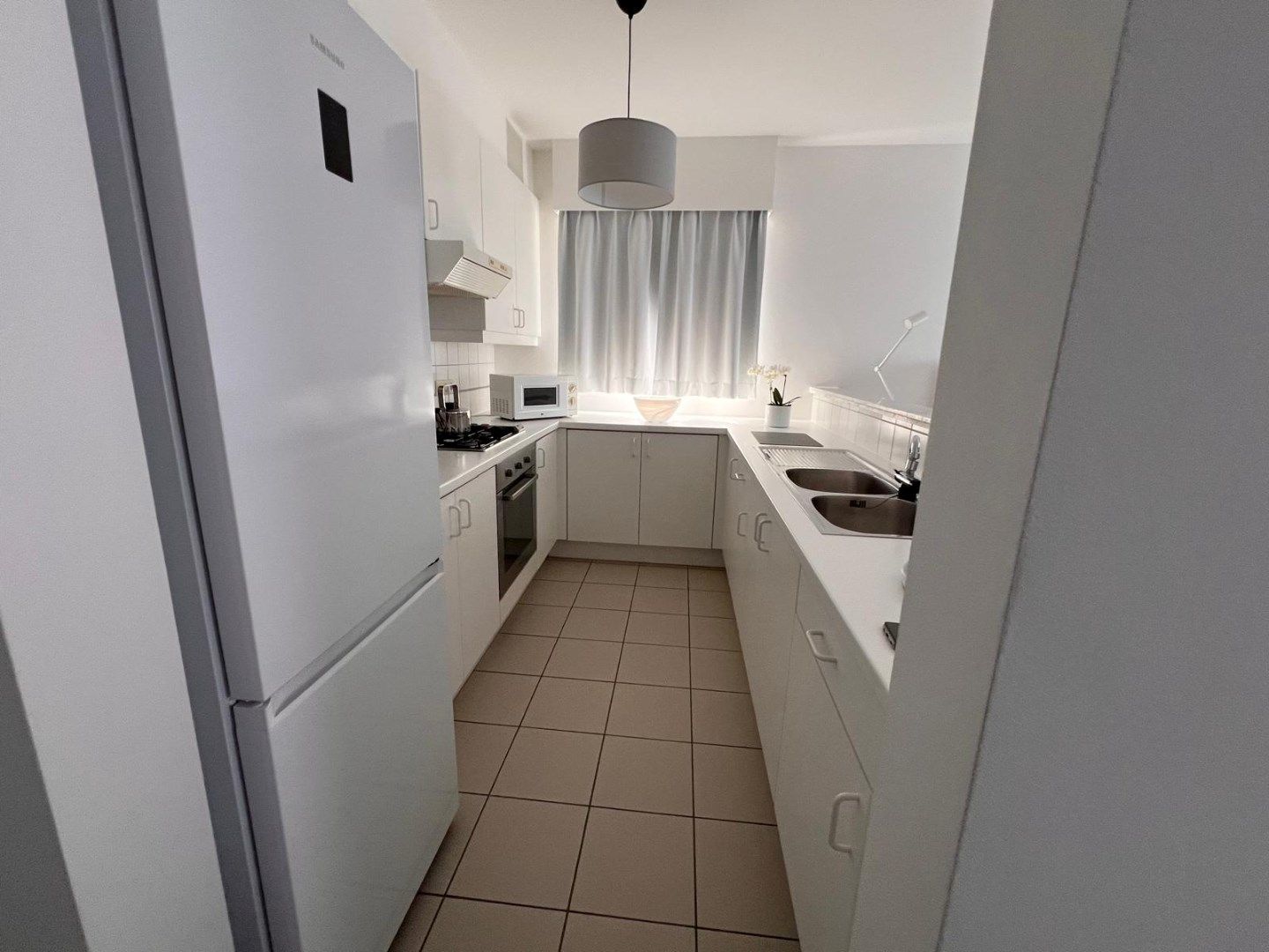 Centraal gelegen appartement met 2 slaapkamers foto 4