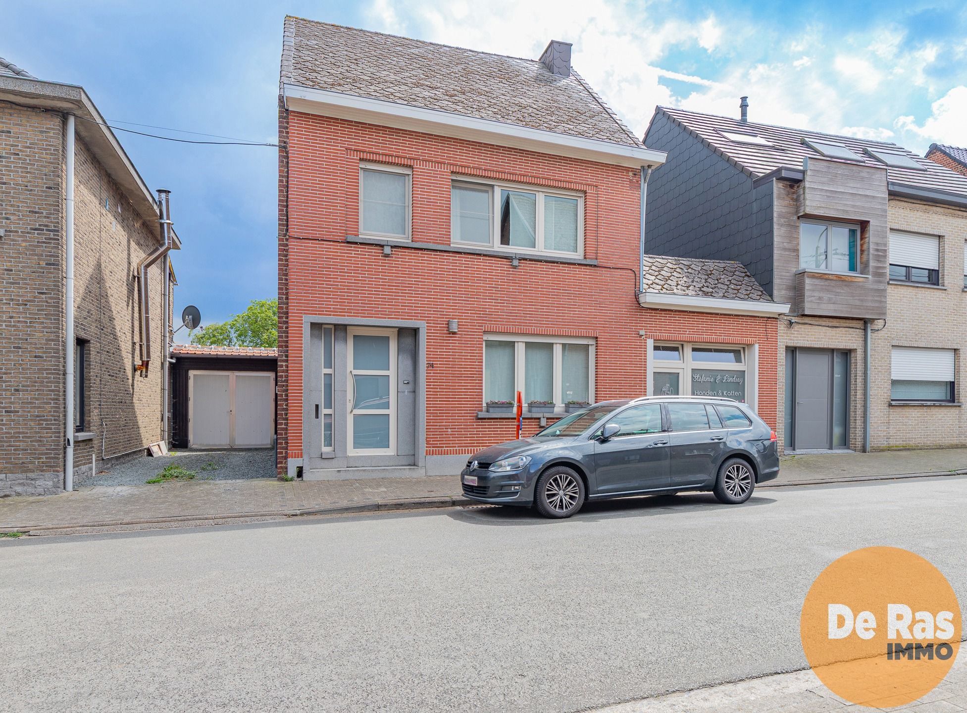  ERONDEGEM- Instapklare woning met grote tuin  foto 2