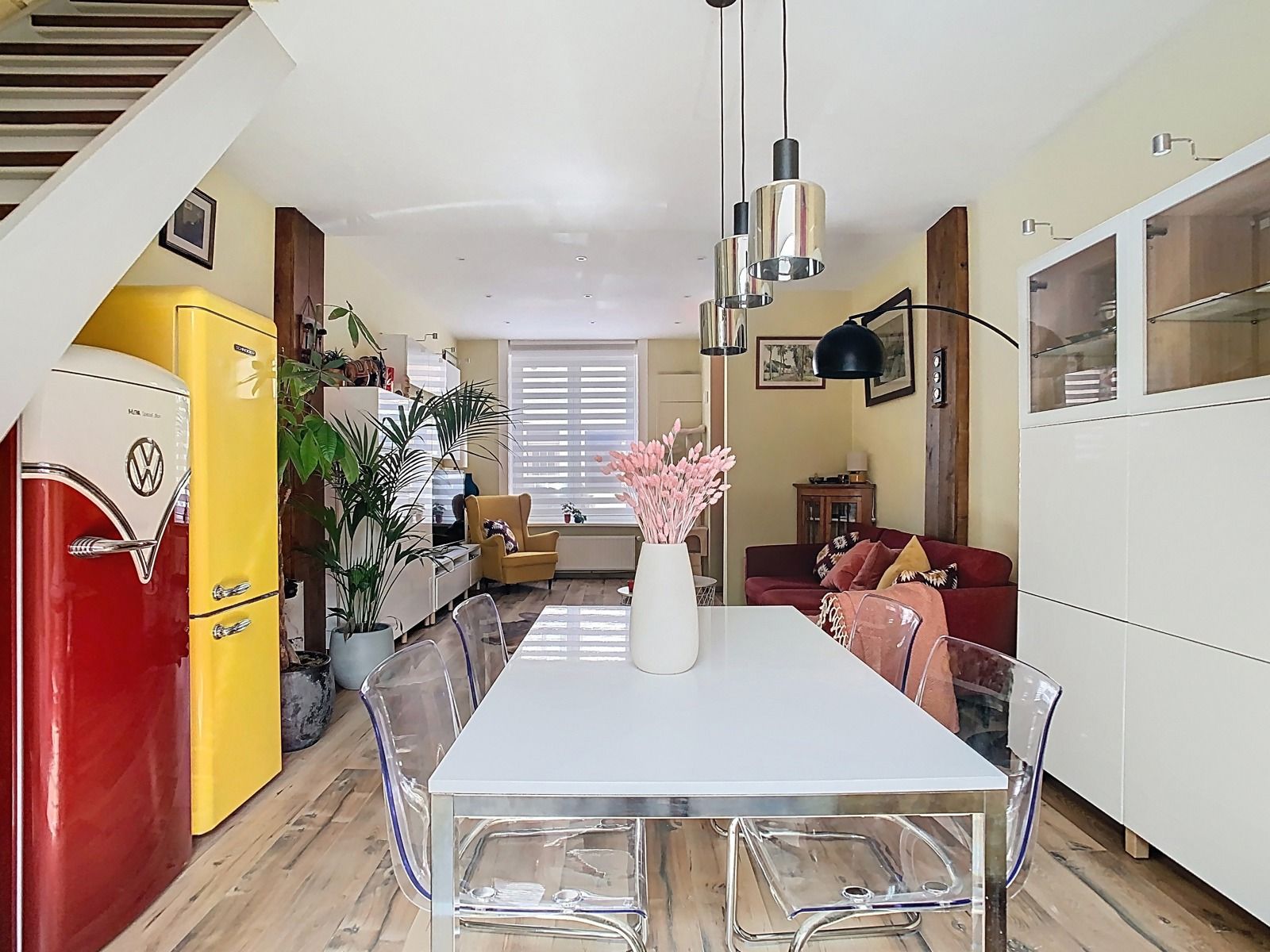 Instapklare stadswoning met 4 slaapkamers op topligging! foto 2