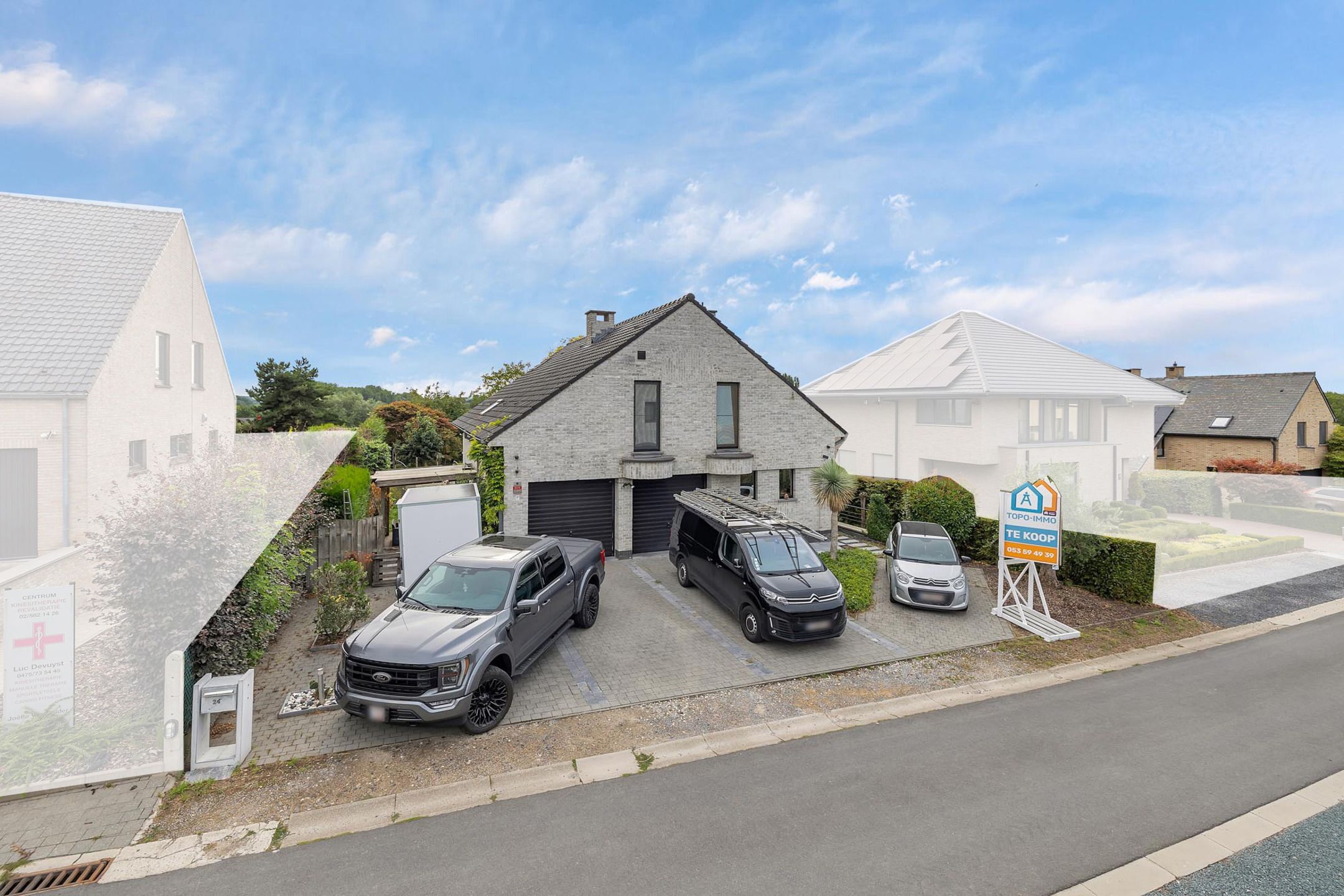 Villa met 4 slaapkamers te koop foto {{pictureIndex}}