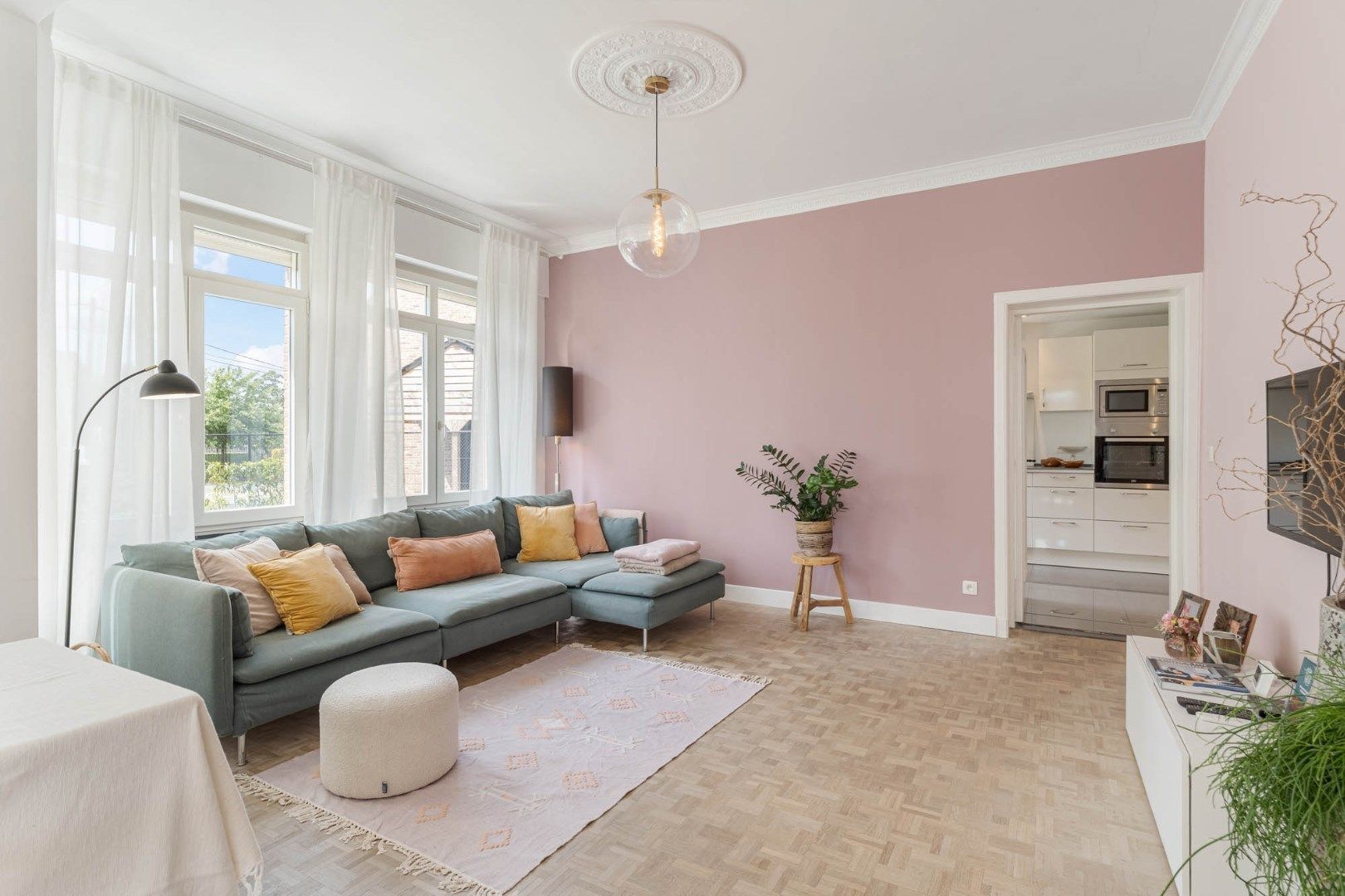 Stijlvol gerenoveerde gezinswoning op een perceel van 5a65ca te Geistingen, een gehucht van Kinrooi!  foto 11