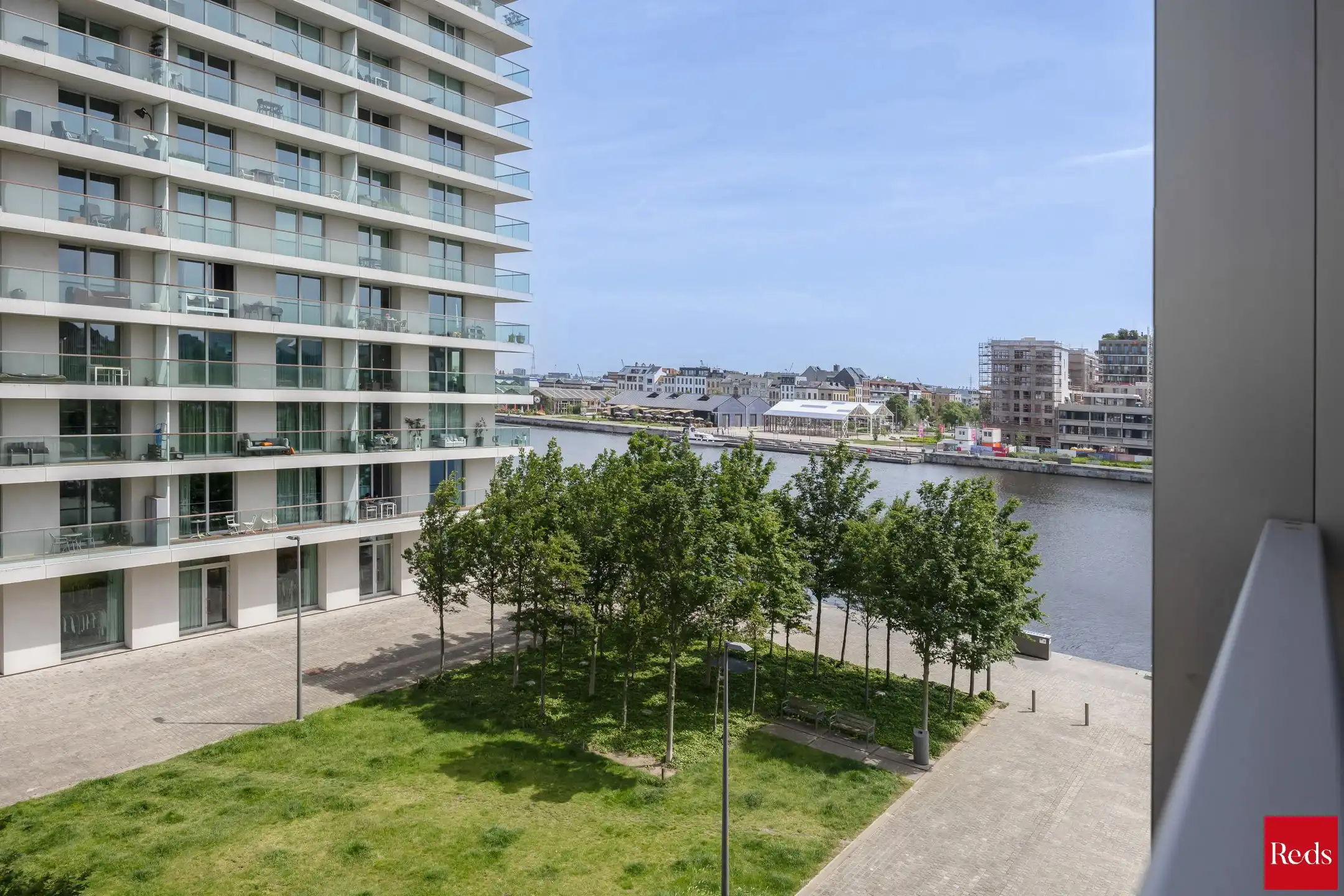 100m² wooncomfort op top ligging aan het Eilandje foto 16