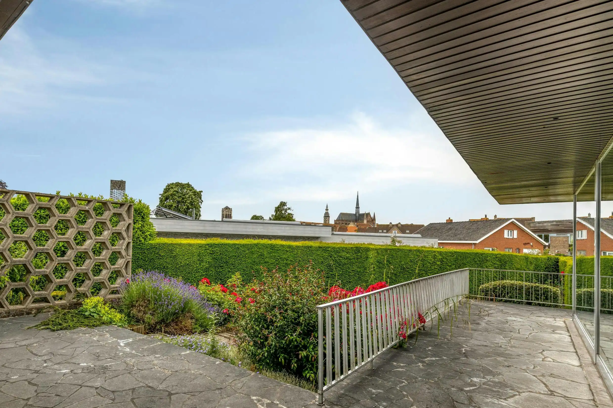Stijlvol huis te koop in Veurne foto 24