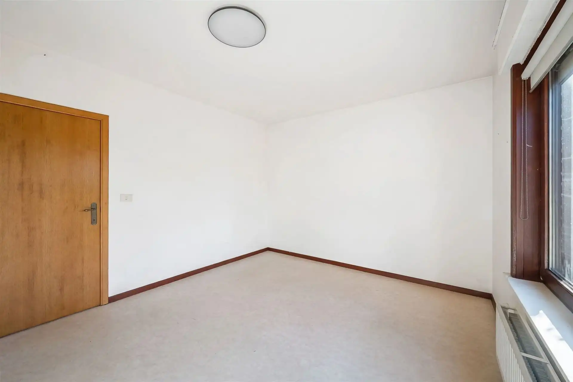 Instapklare woning met grote aangename tuin.  foto 7