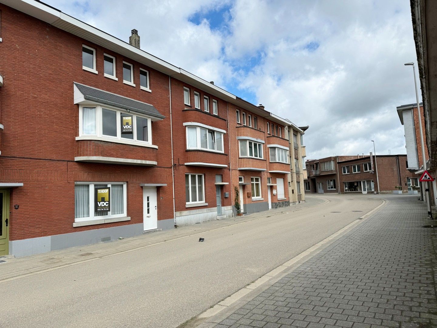 Woning met 4 slaapkamers te Tongeren foto {{pictureIndex}}