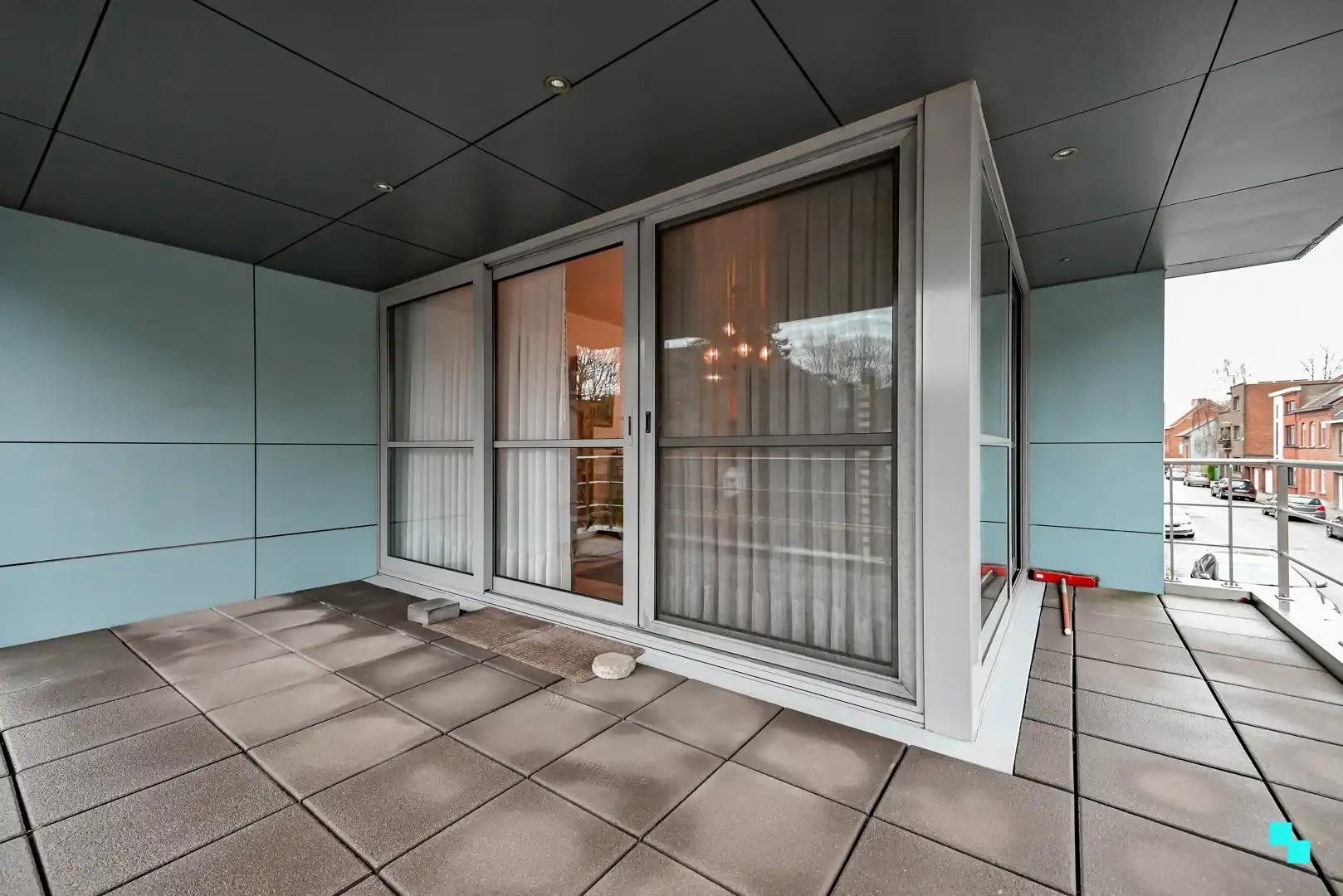 Ruim en instapklaar tweeslaapkamer appartement in hartje Izegem foto 13