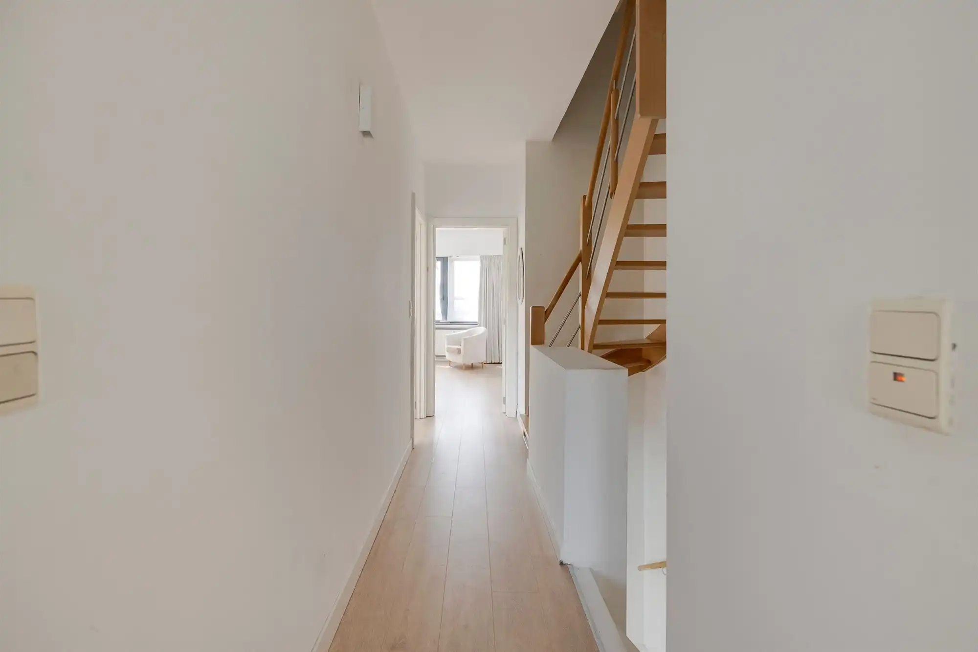 Sfeervolle halfopen woning nabij het dorpshart foto 31