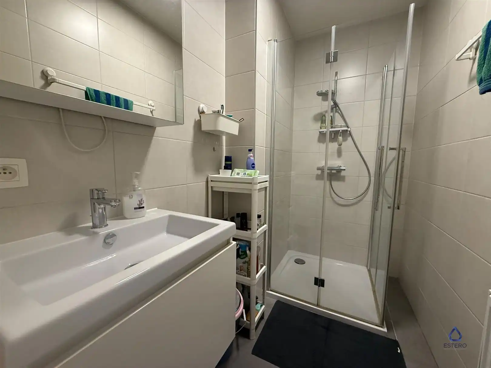 gemeubeld appartement te huur in Evere foto 7