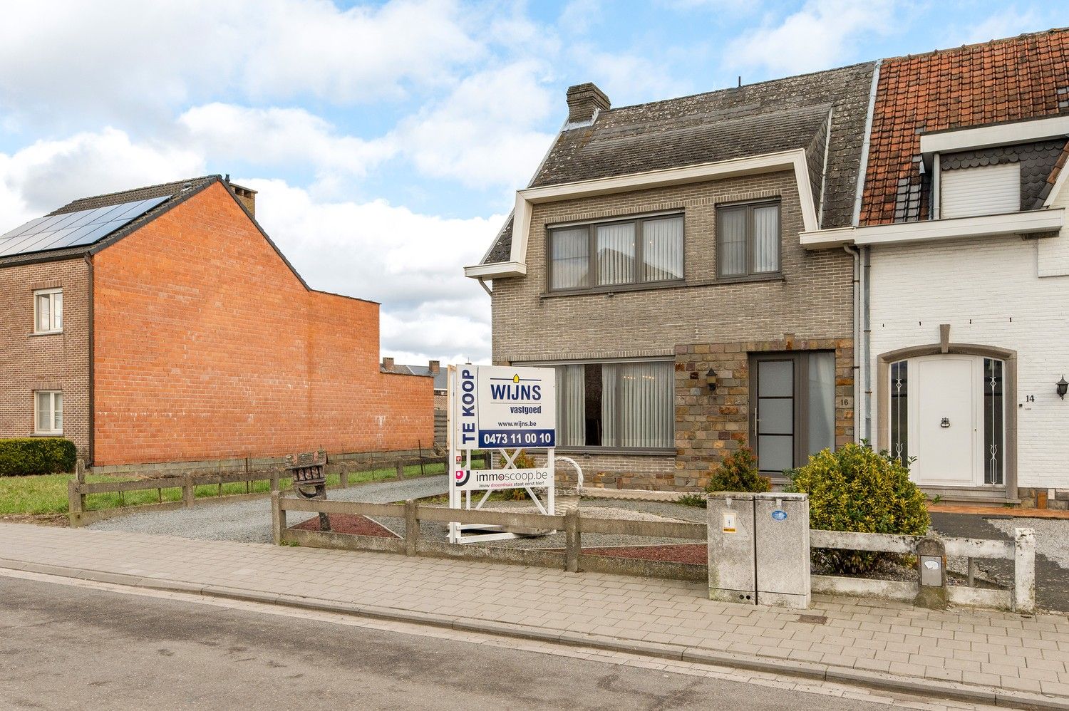 Gunstig en rustig gelegen halfopen bebouwing op 499 m². foto 1