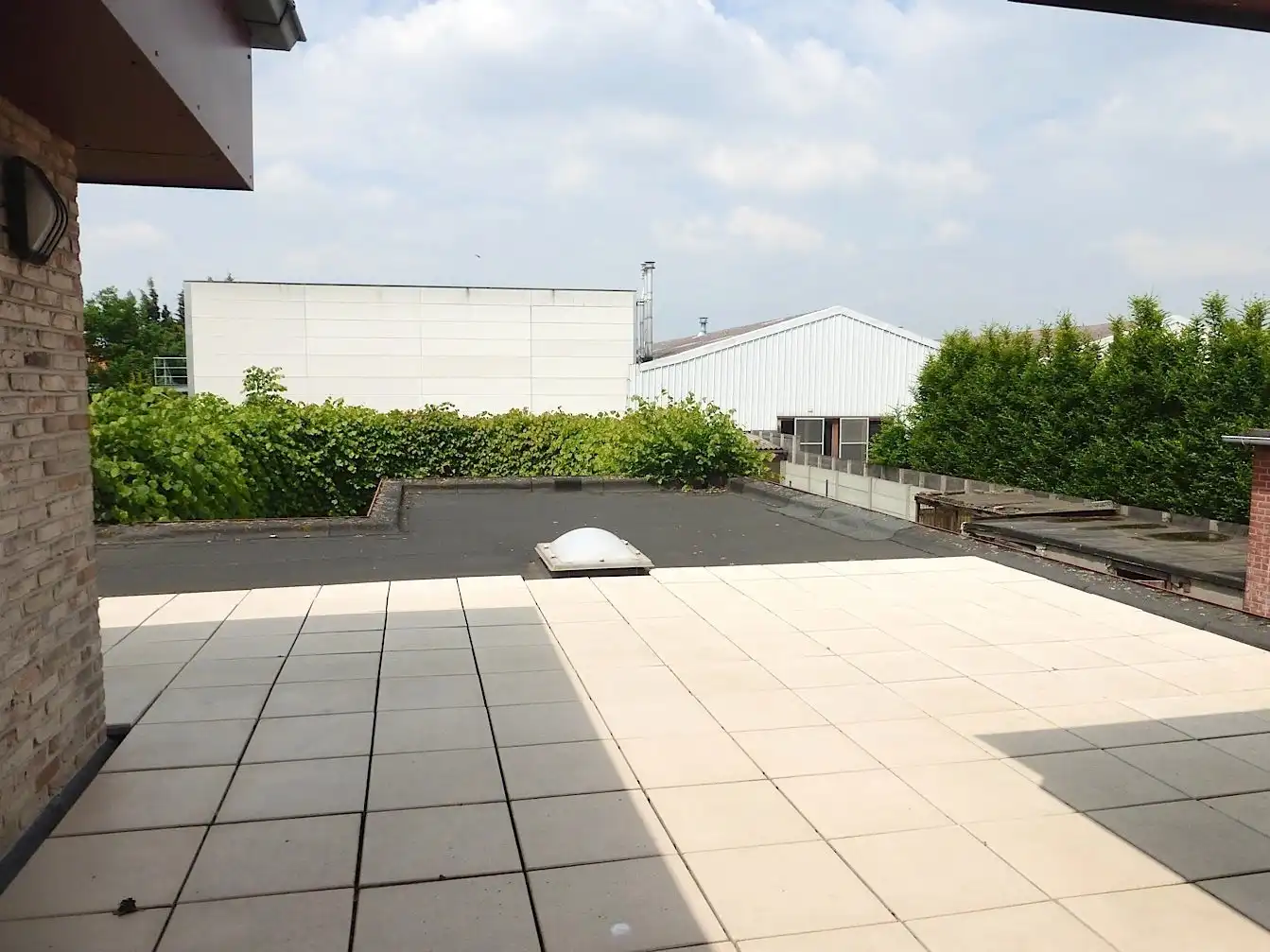 Ruim appartement met 2 slaapkamers en garage! foto 11