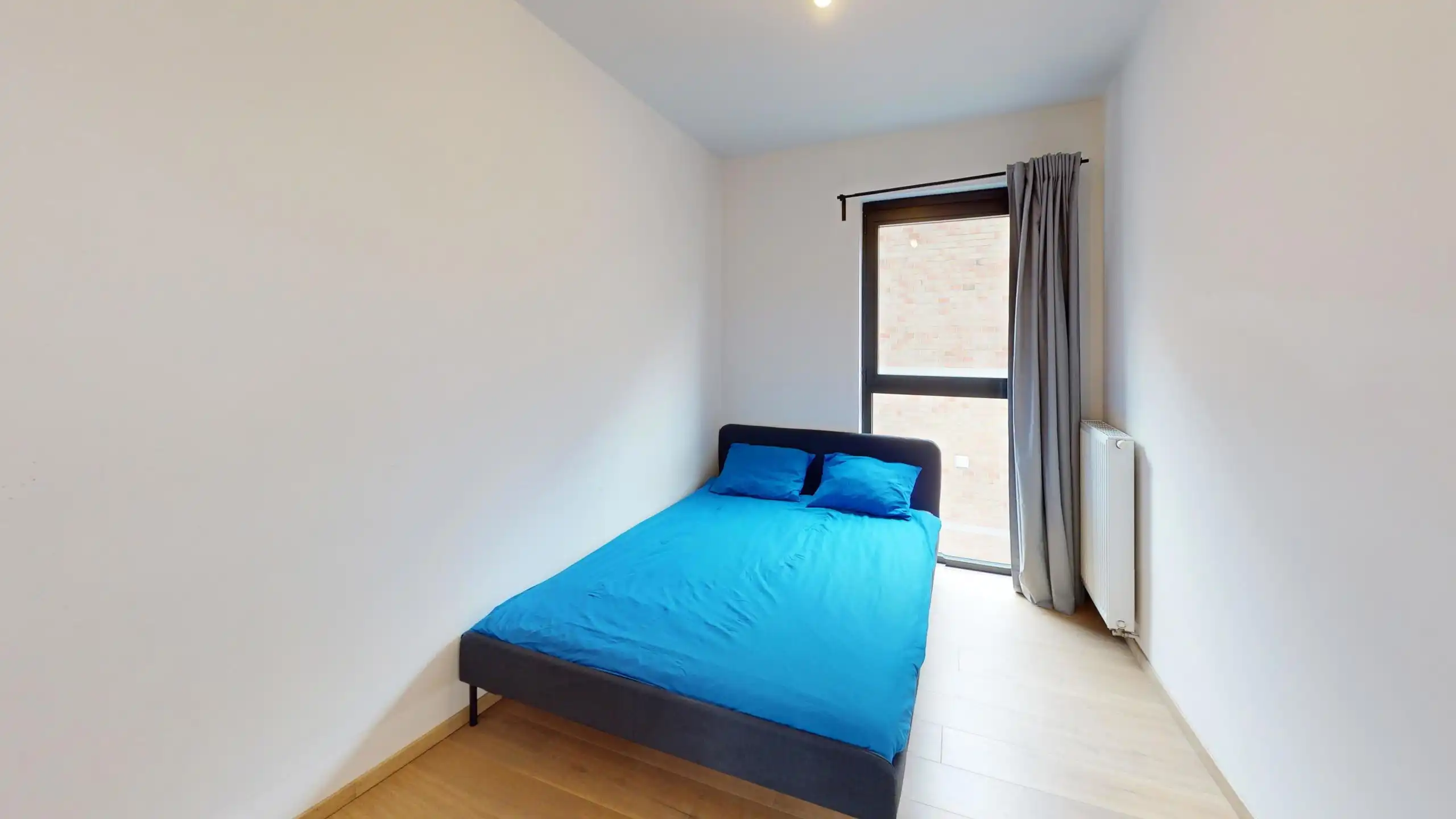ANTWERPEN - Licht appartement met ruim terras en zicht op de kathedraal foto 7