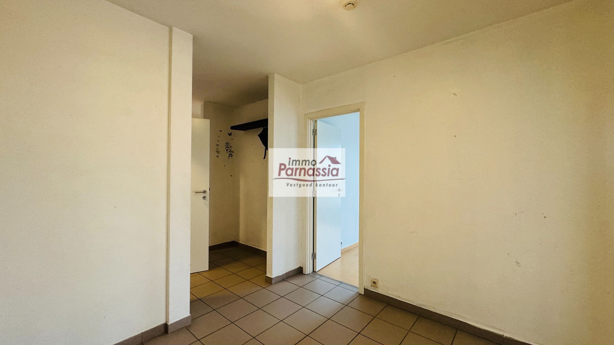 Zeer aangenaam en centraal gelegen 3 slaapkamer appartement  foto 13